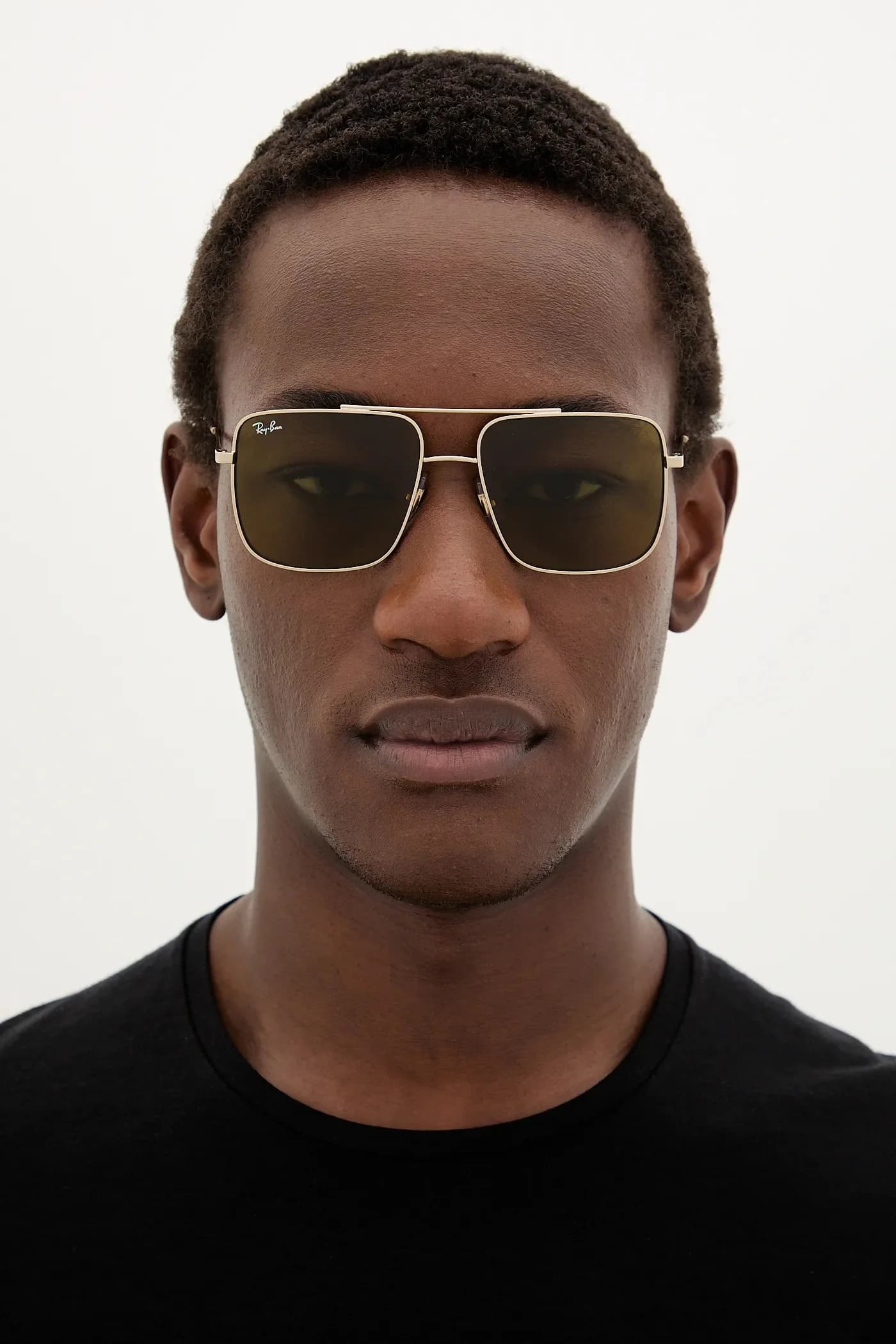 Солнцезащитные очки - фото 8