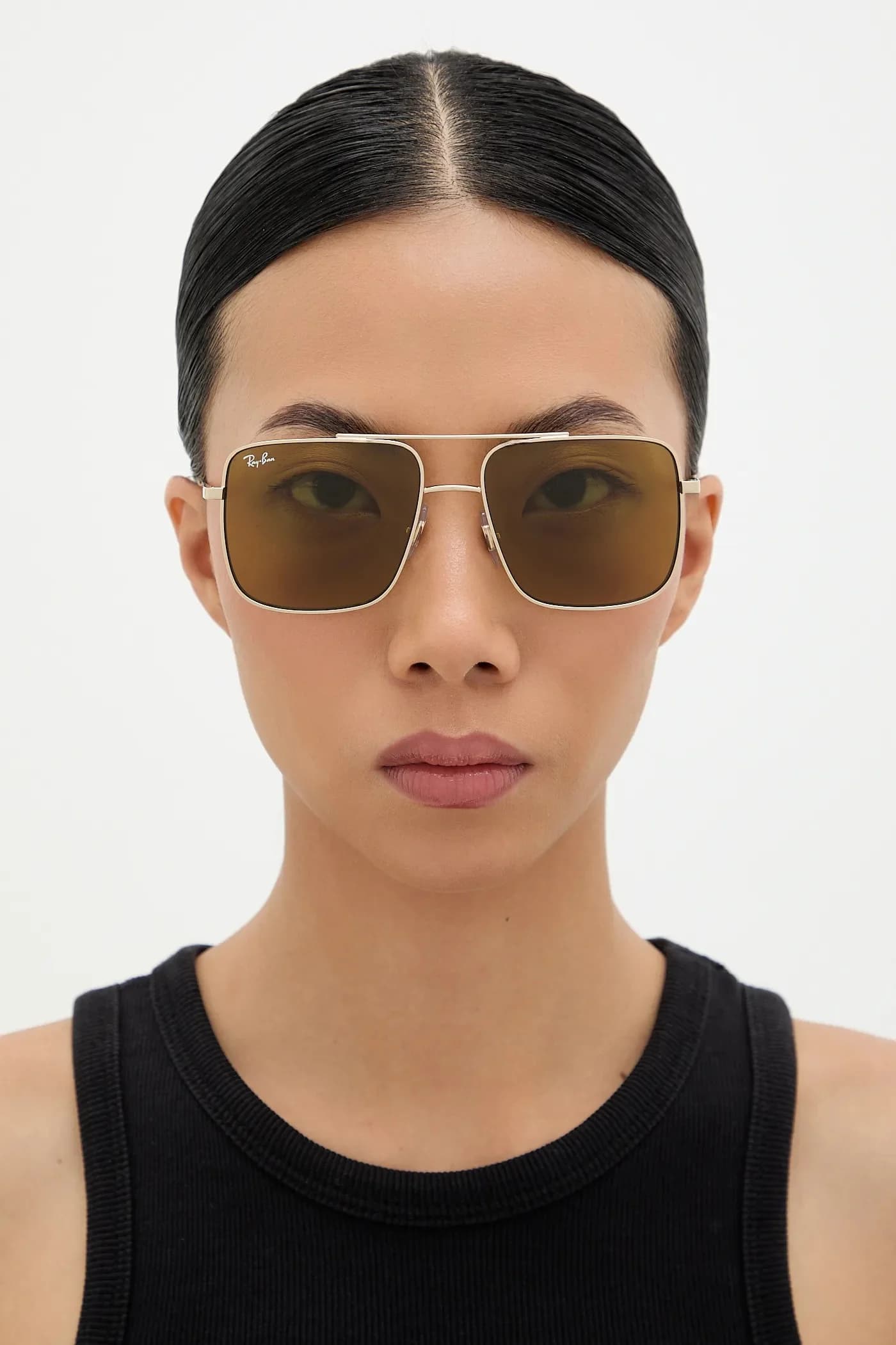 Солнцезащитные очки - фото 10