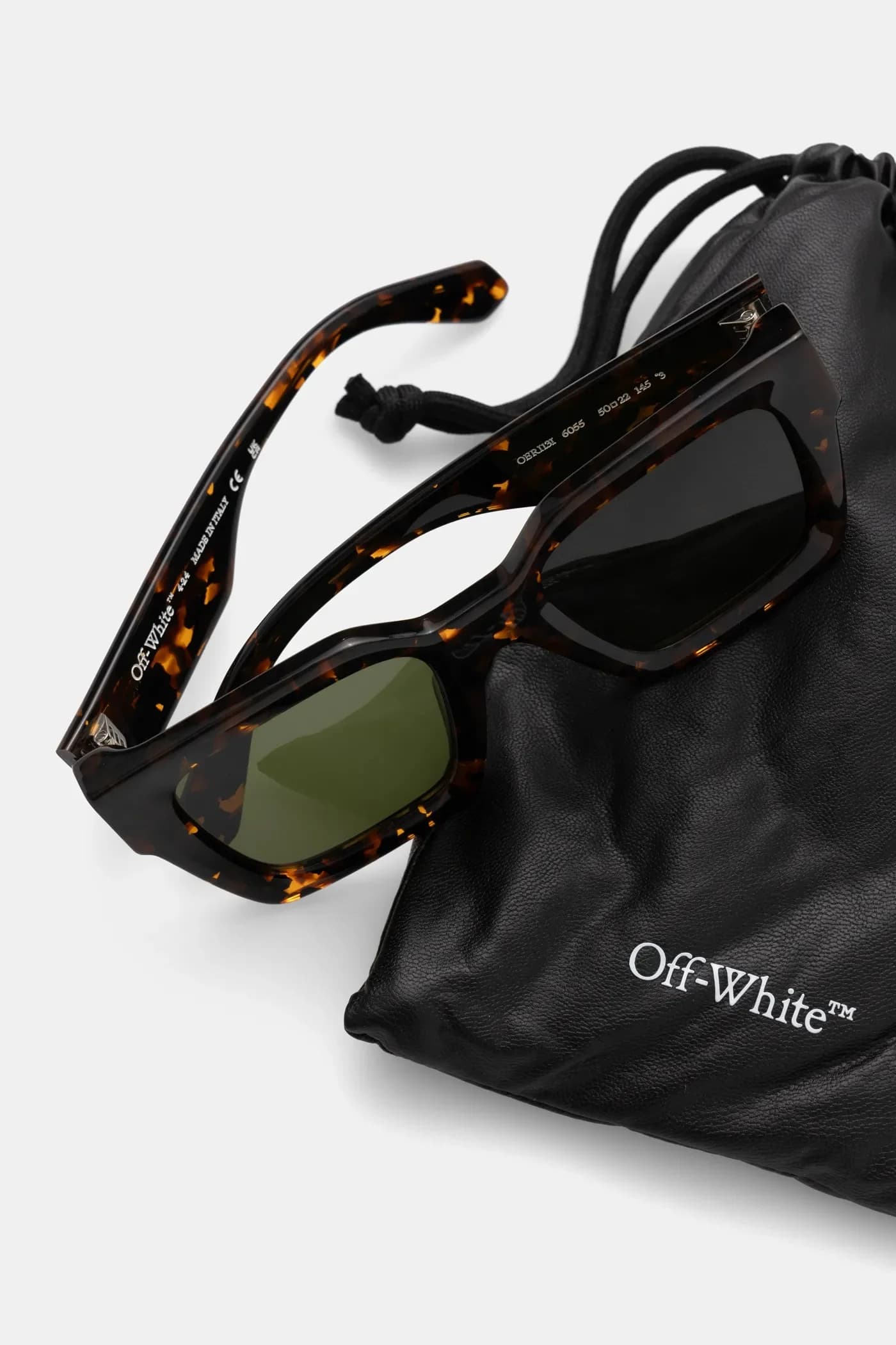 Солнцезащитные очки - фото 5