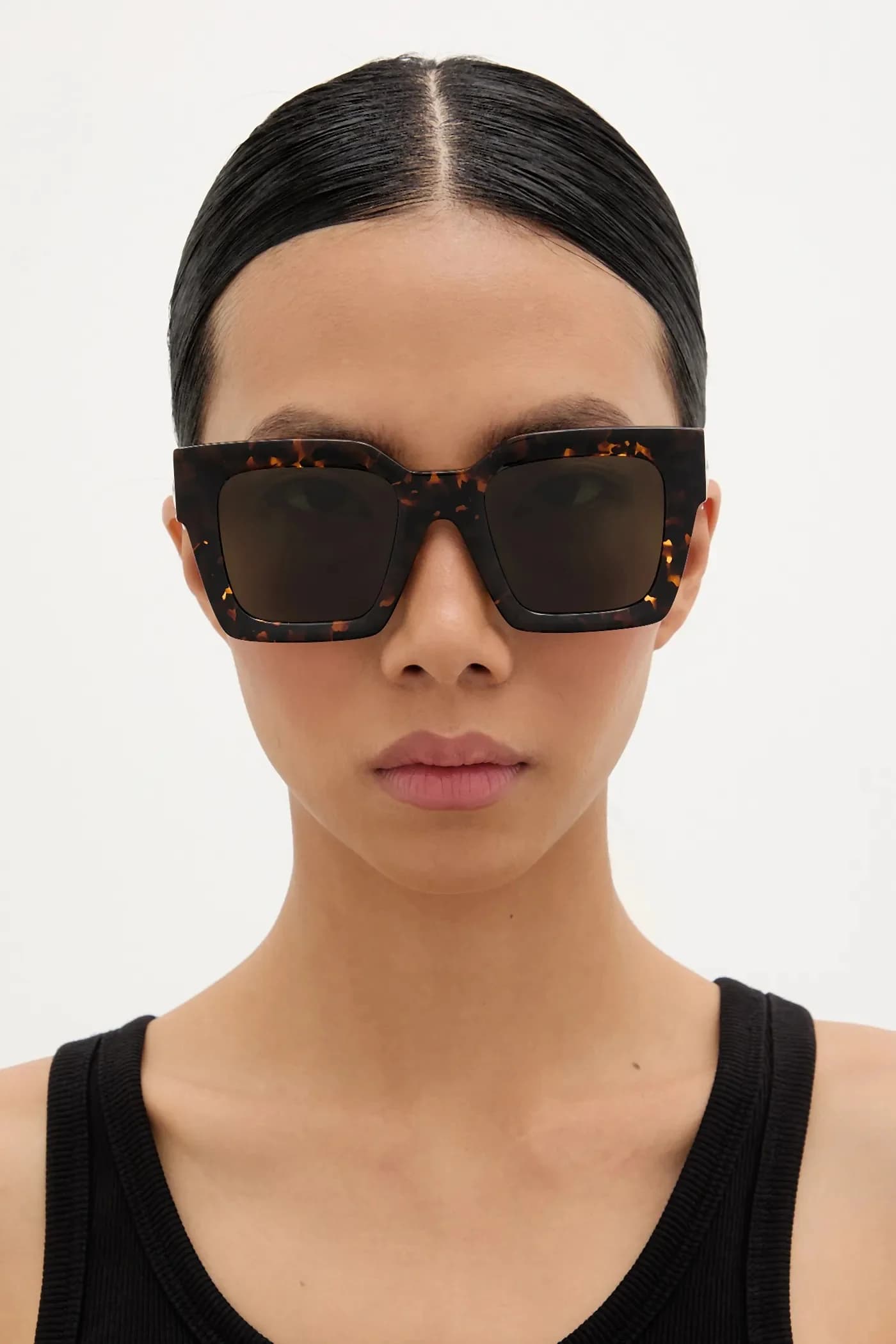 Солнцезащитные очки - фото 8