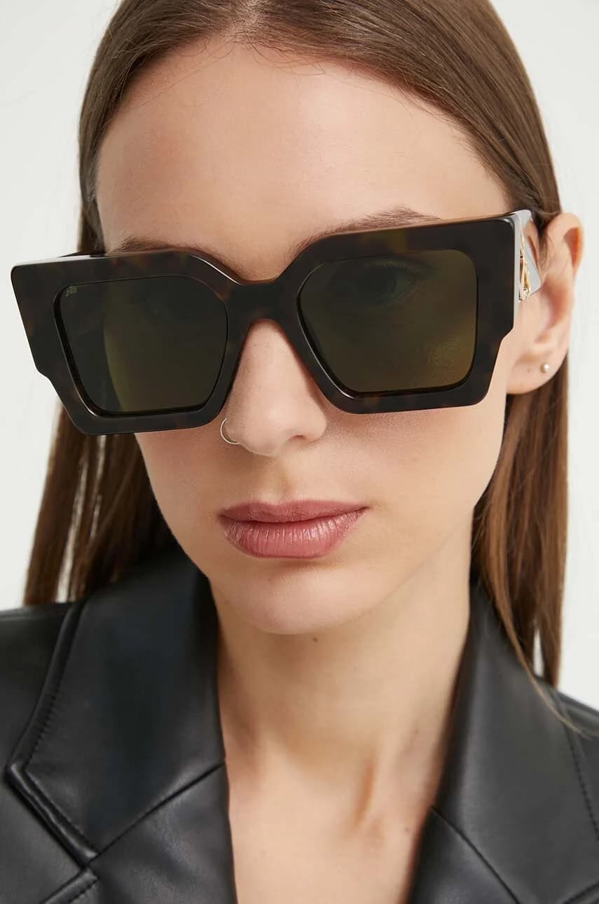 Солнцезащитные очки - фото 4