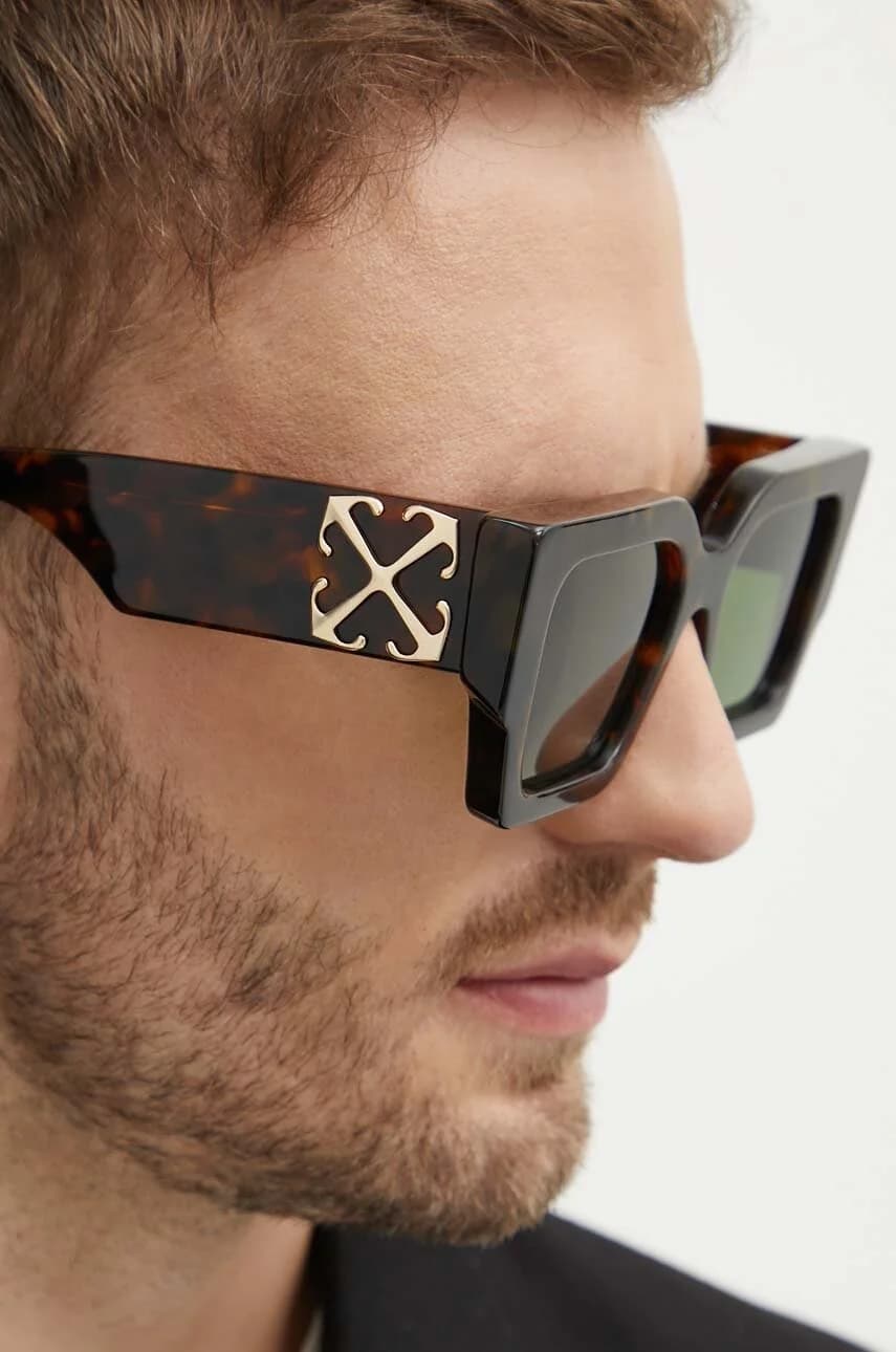 Солнцезащитные очки - фото 6