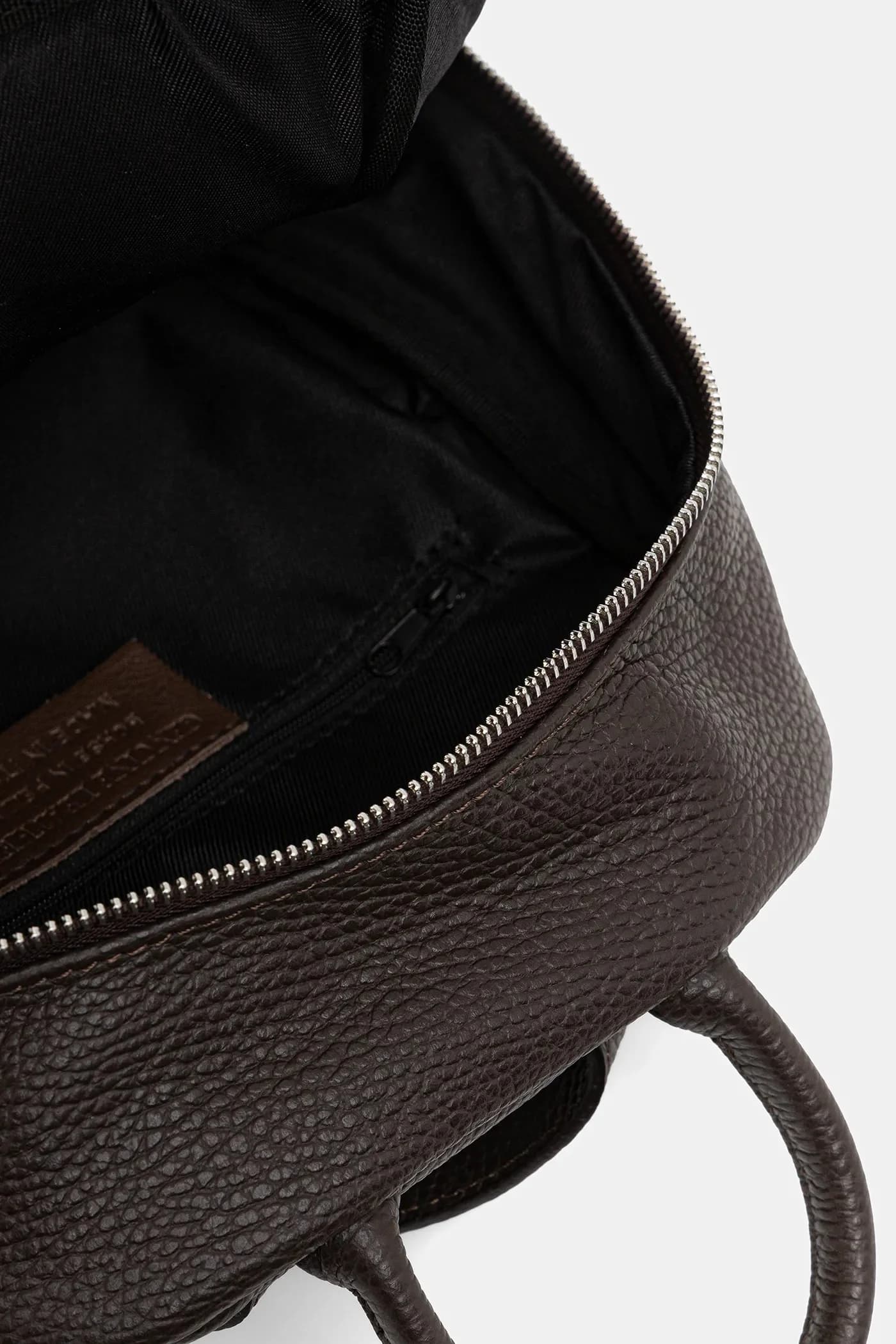 Замшевый рюкзак - фото 5