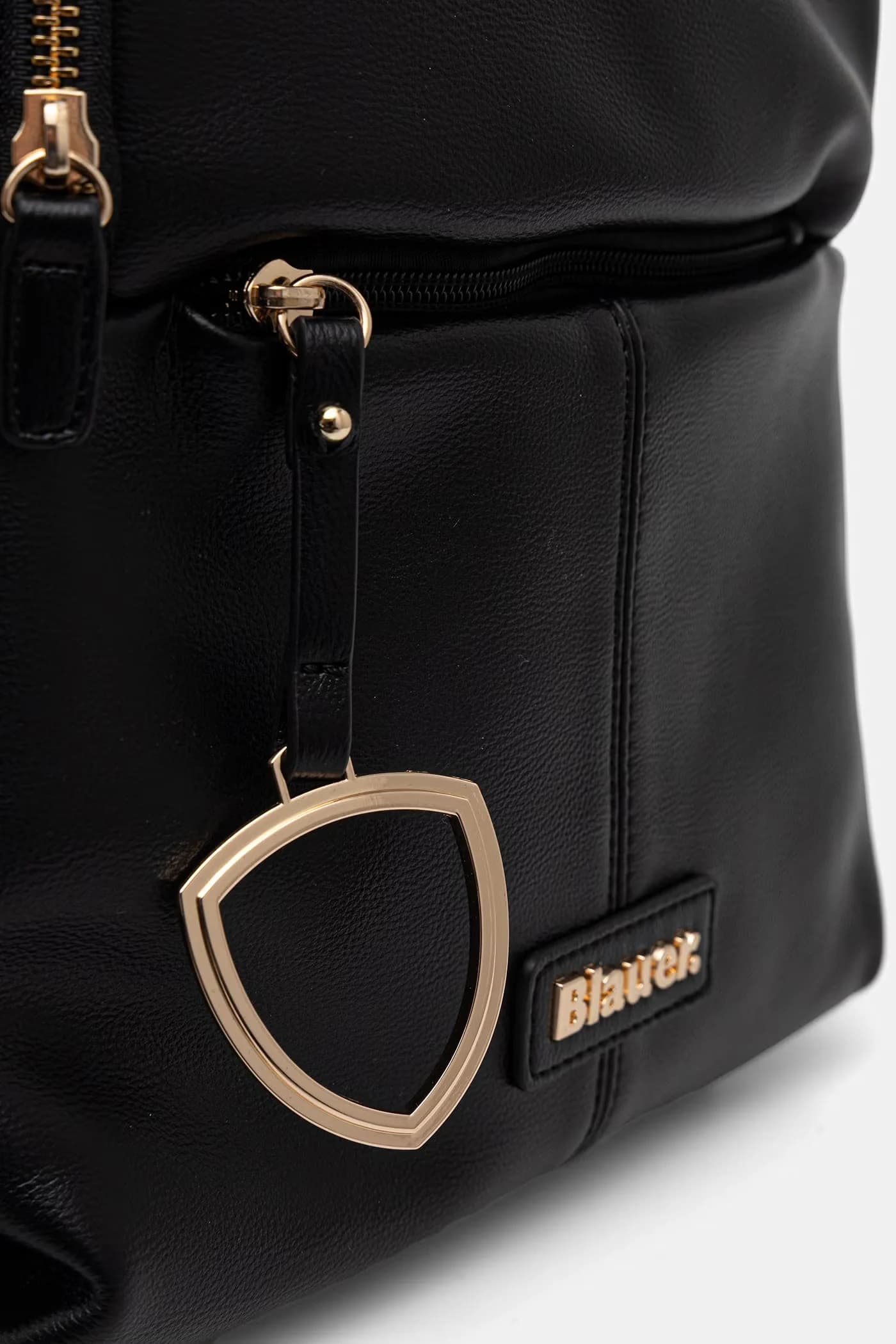 Женский рюкзак из искусственной кожи. - фото 4