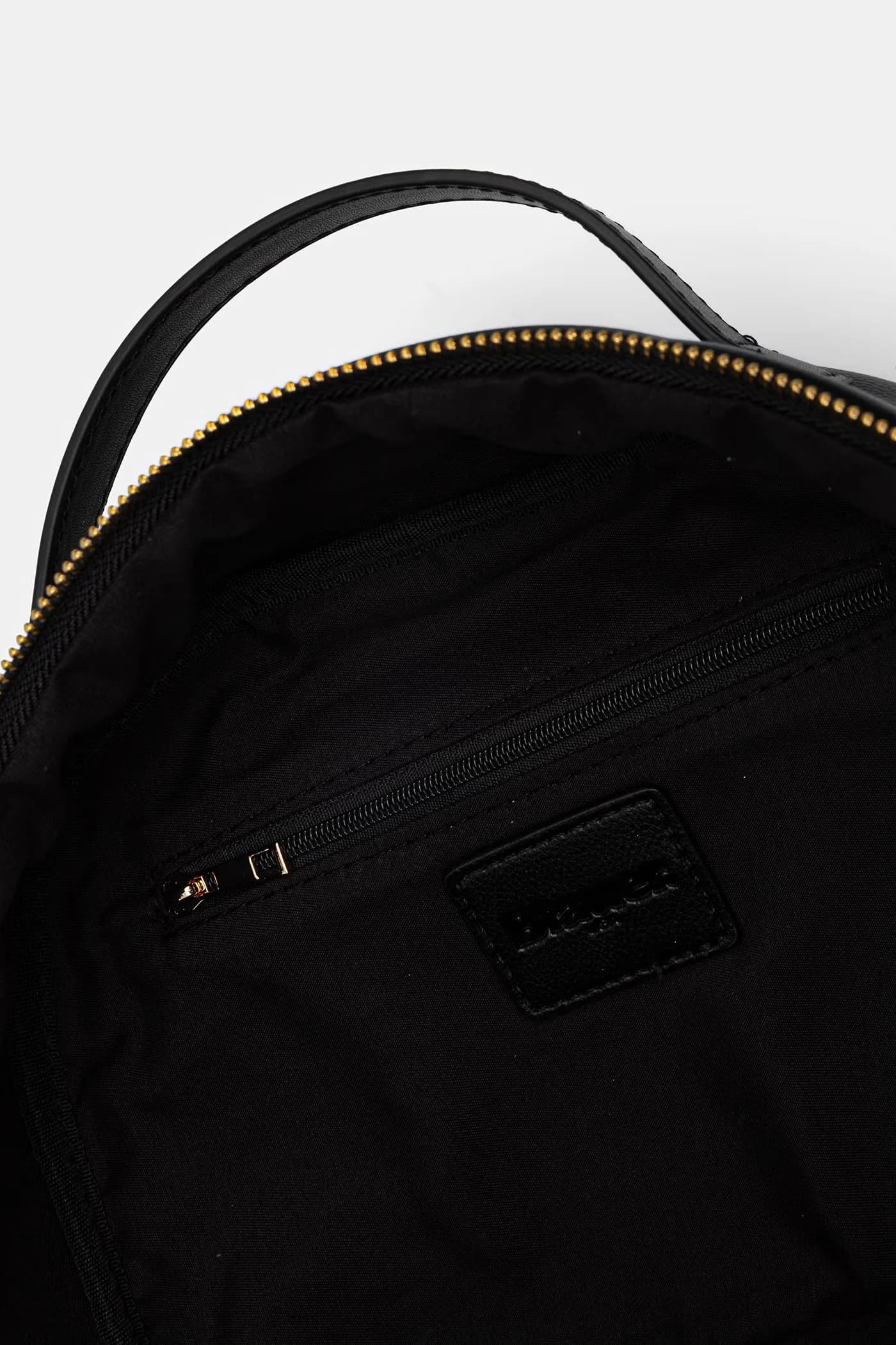 Женский рюкзак из искусственной кожи. - фото 5