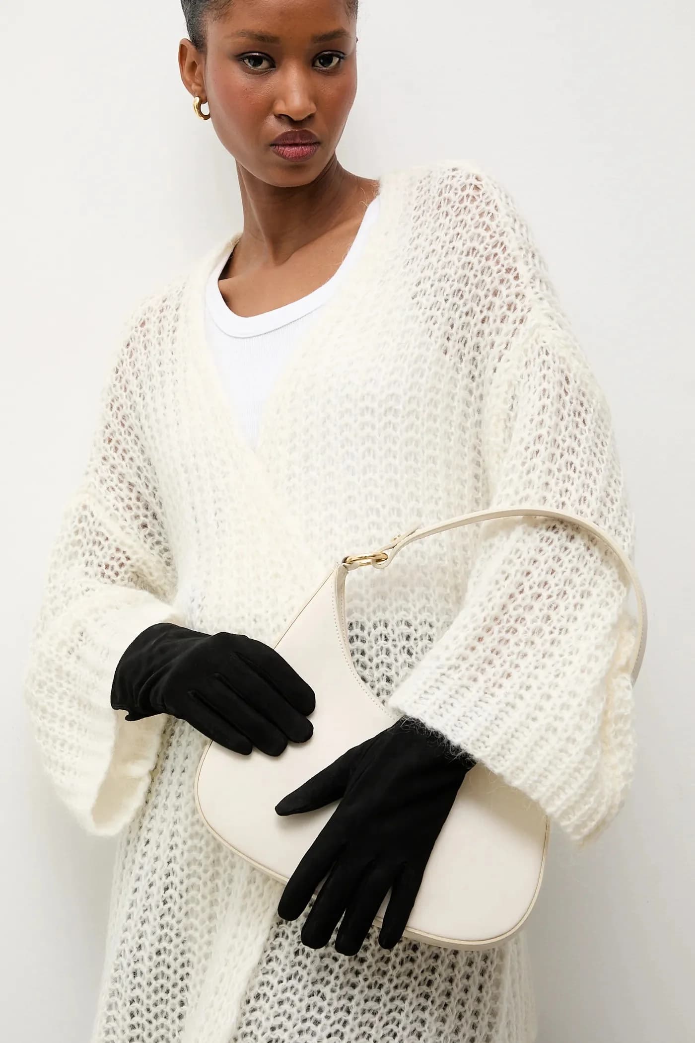 Замшевые перчатки