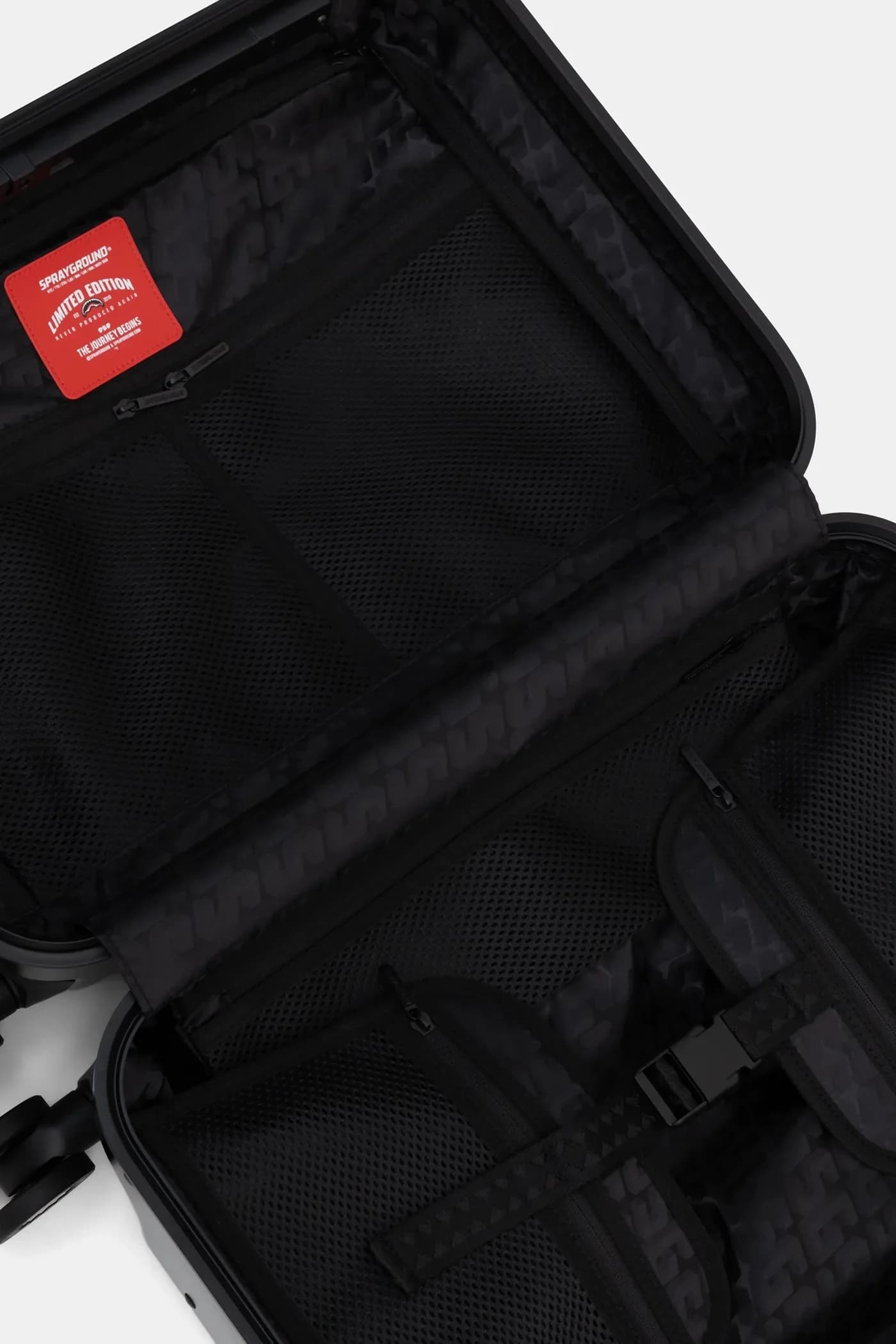 Чемодан - фото 6