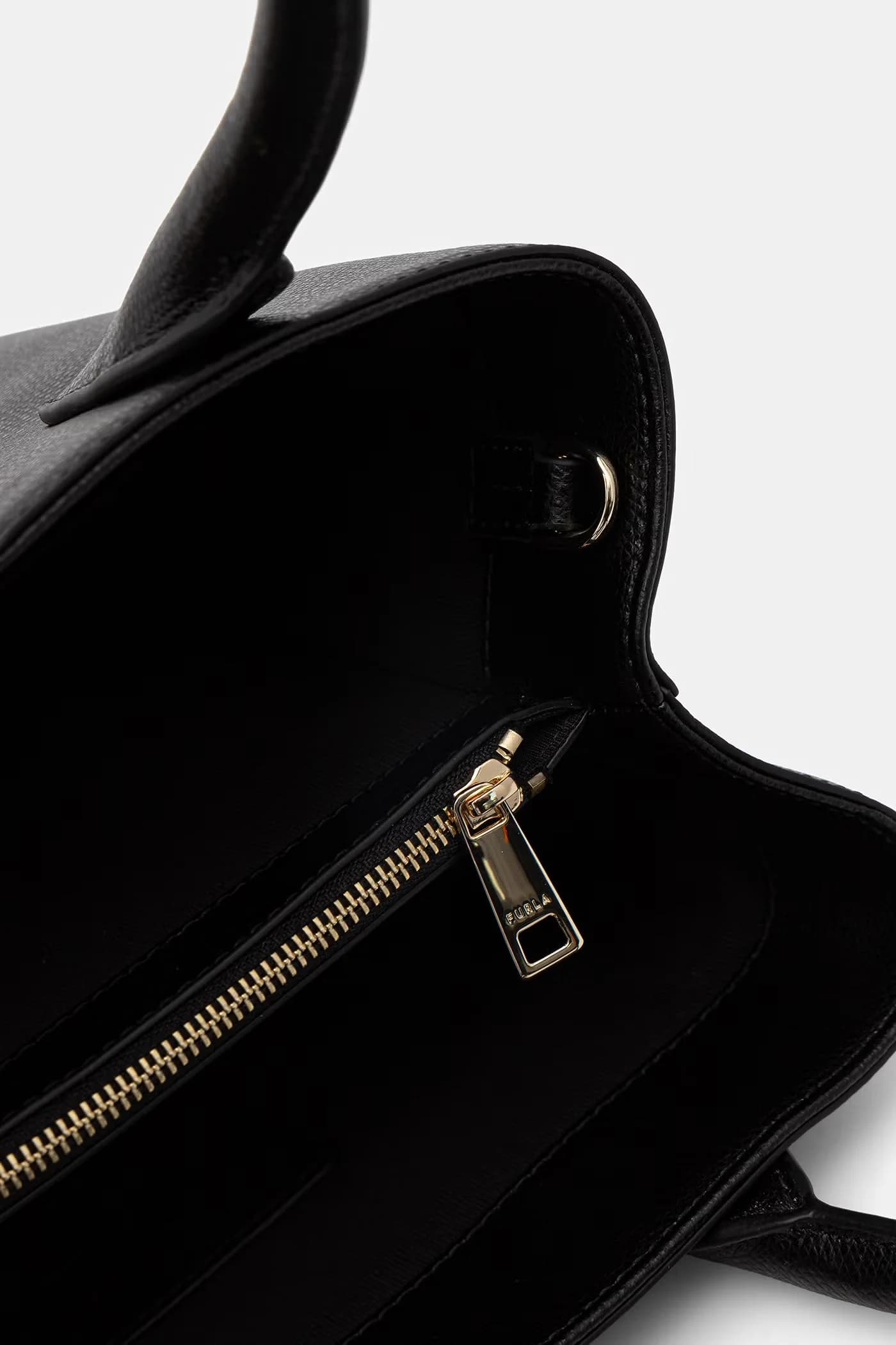 Женская кожаная сумка через плечо Goccia S Tote Base 22 - фото 5