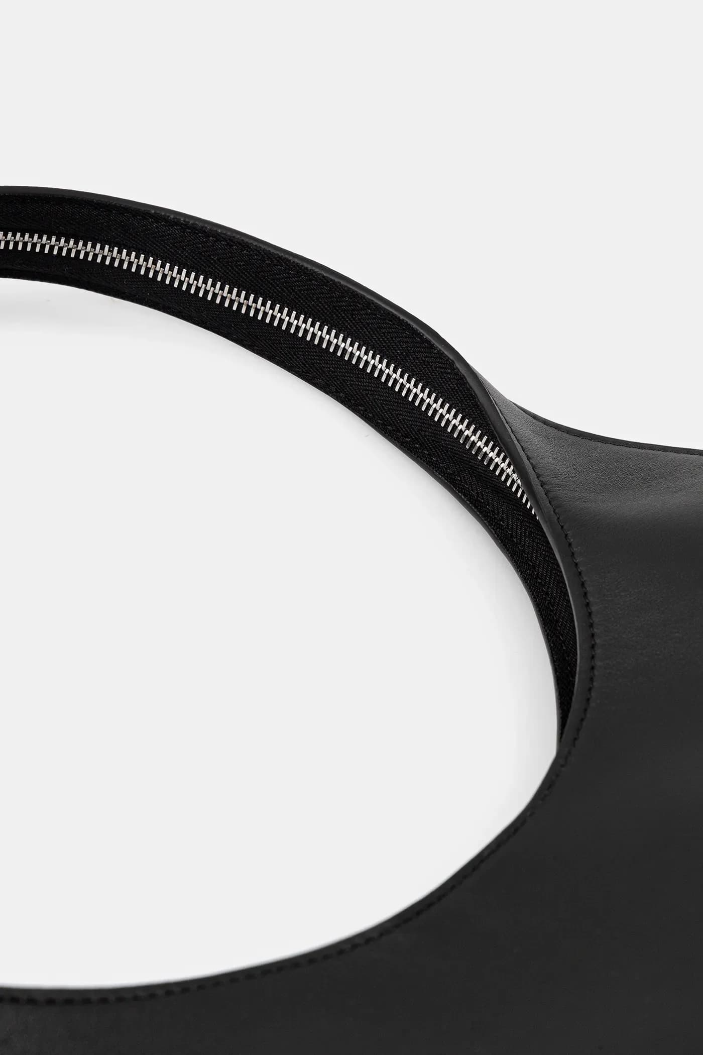 Кожаная сумка Soft Swipe среднего размера - фото 4