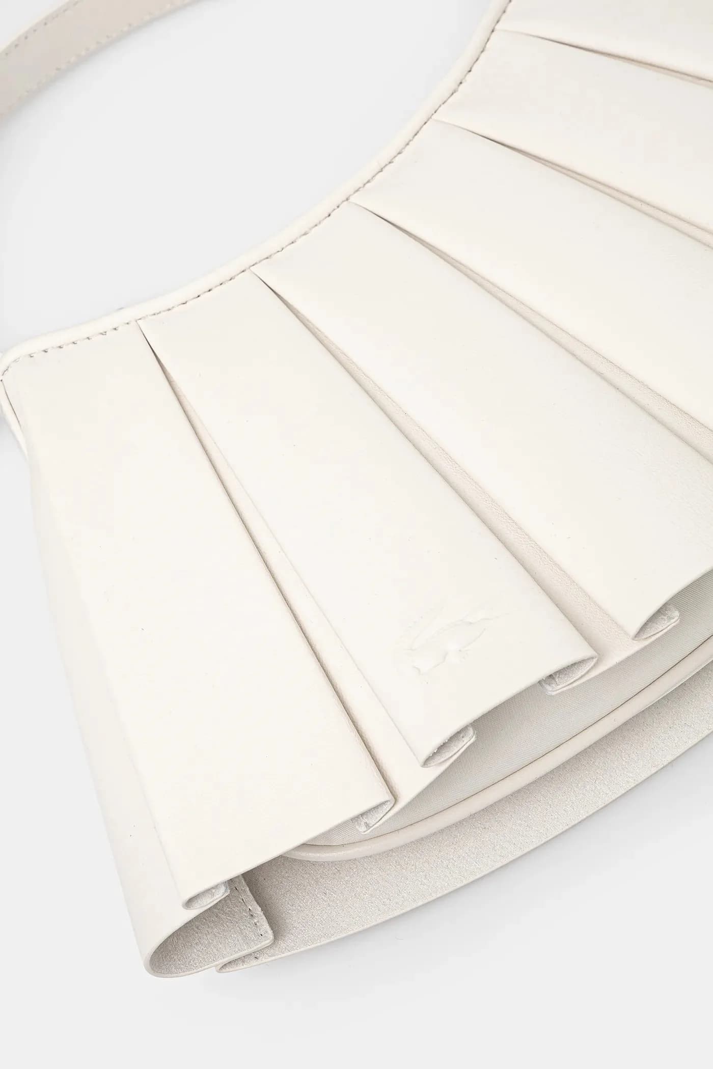 Кожаная сумочка - фото 4