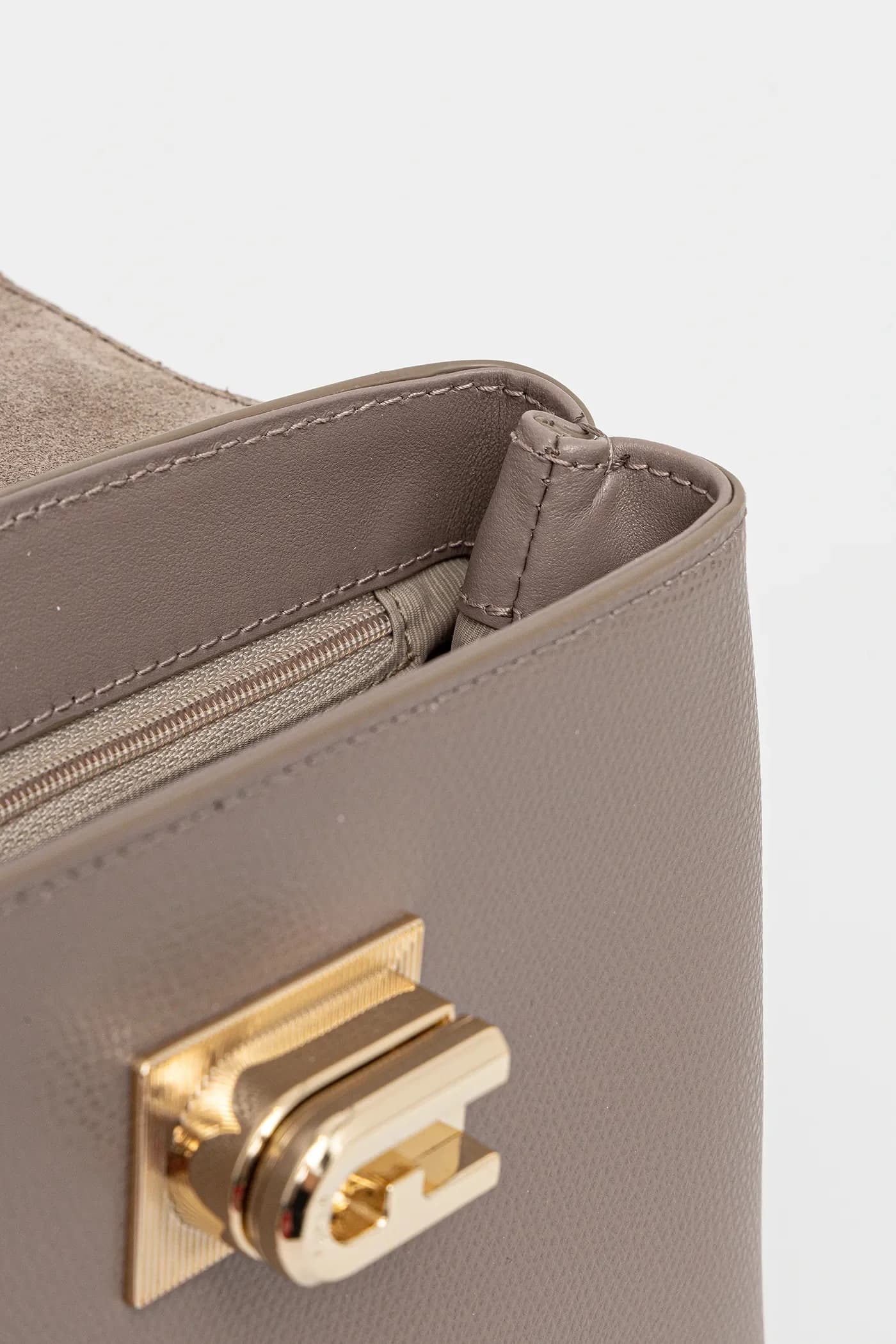 Кожаная сумочка - фото 4