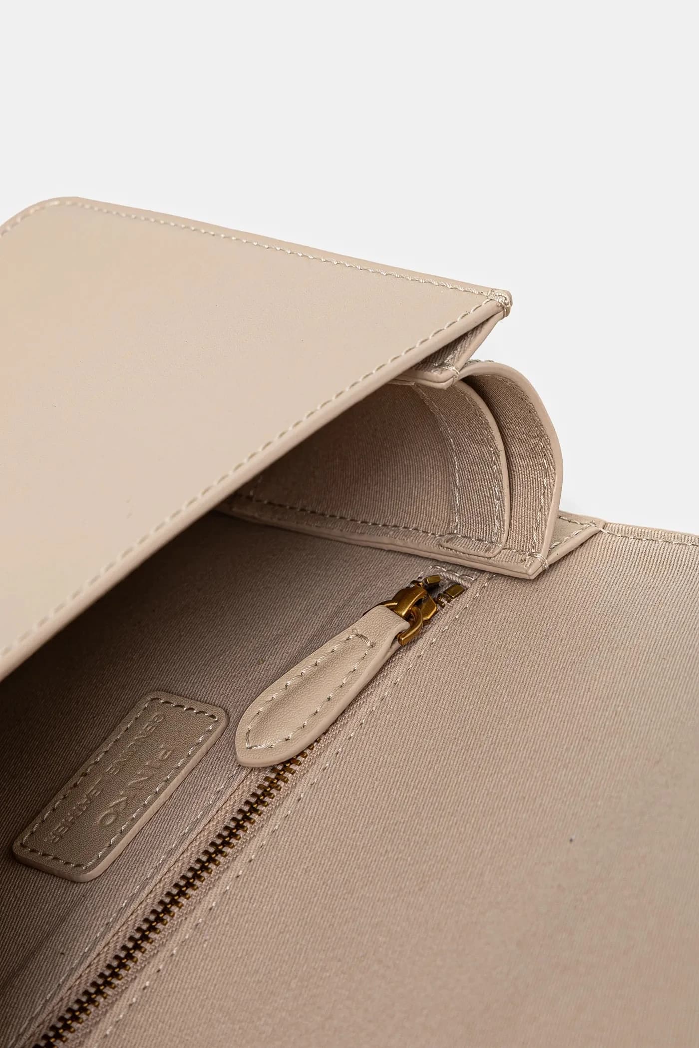 Кожаная сумочка - фото 5