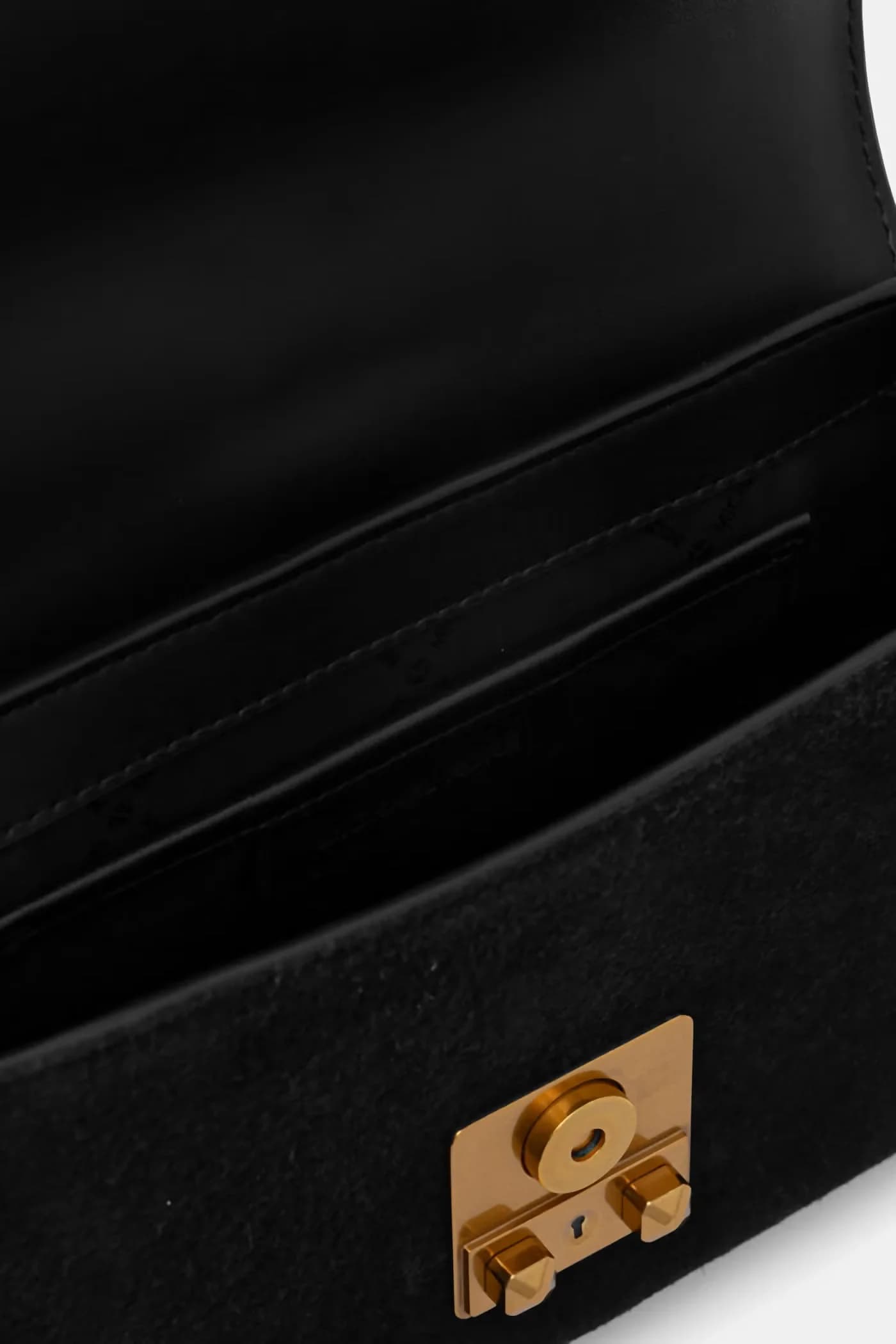 Замшевая сумочка - фото 5