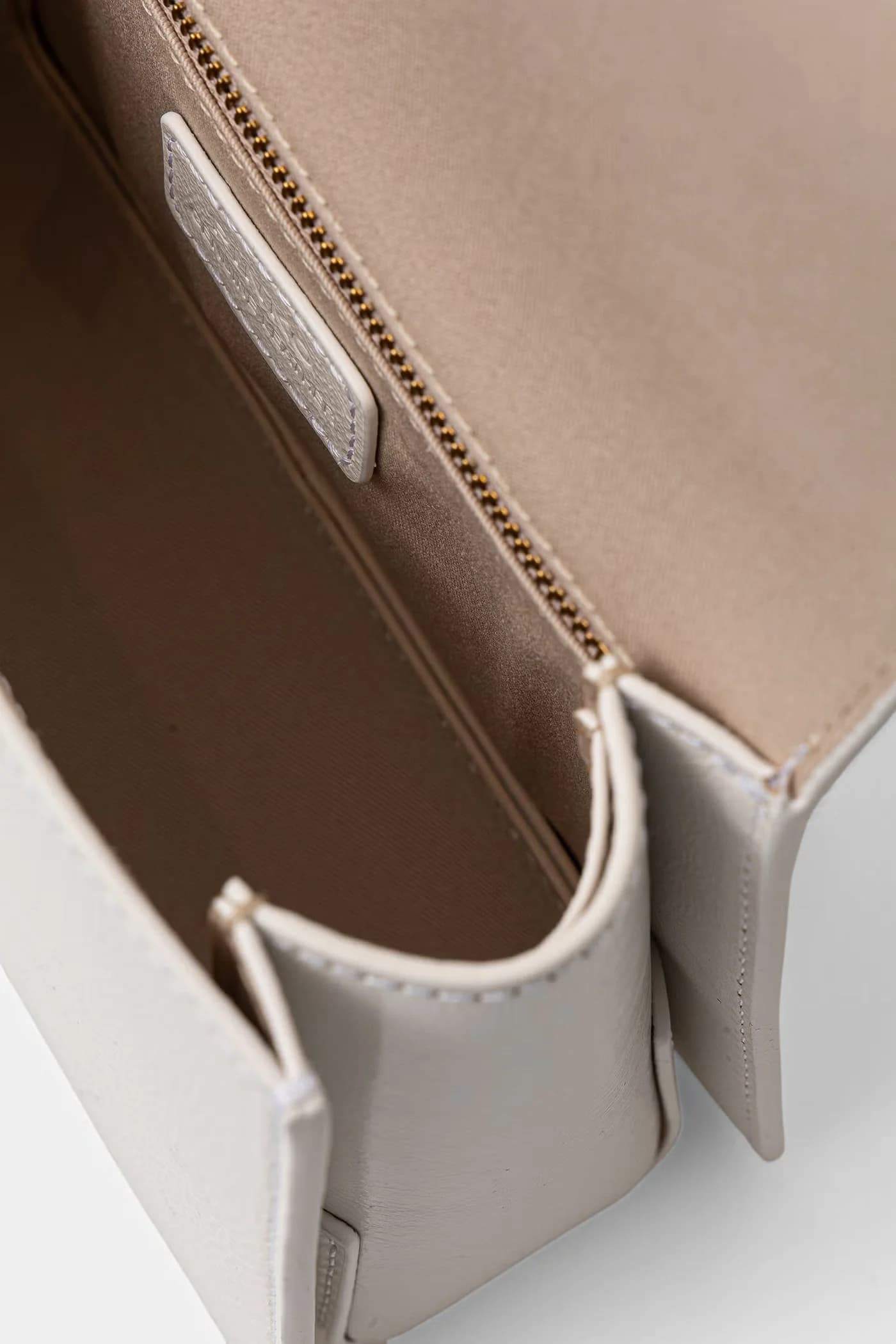 Кожаная сумочка - фото 5