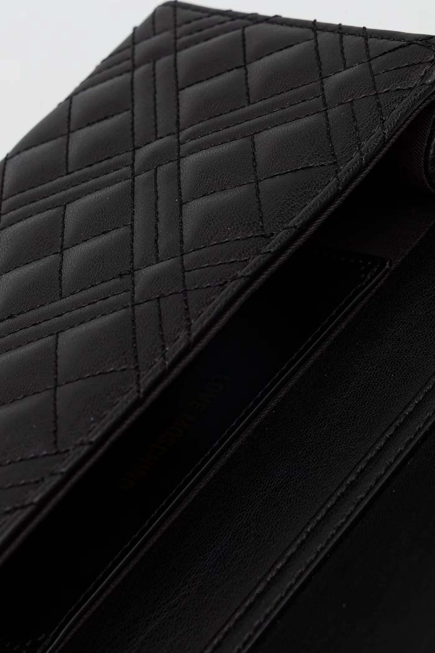 Женская сумочка из искусственной кожи. - фото 5