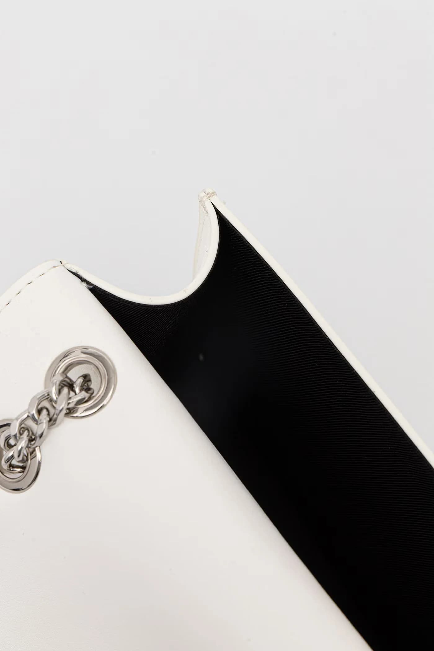 Женская сумочка из искусственной кожи. - фото 5