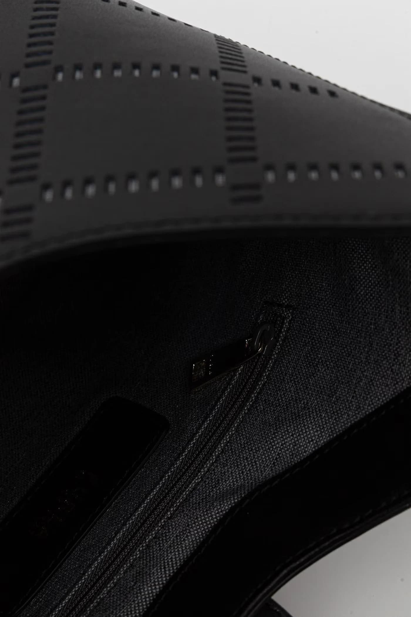 Женская кожаная сумка Goccia S Hobo - фото 5