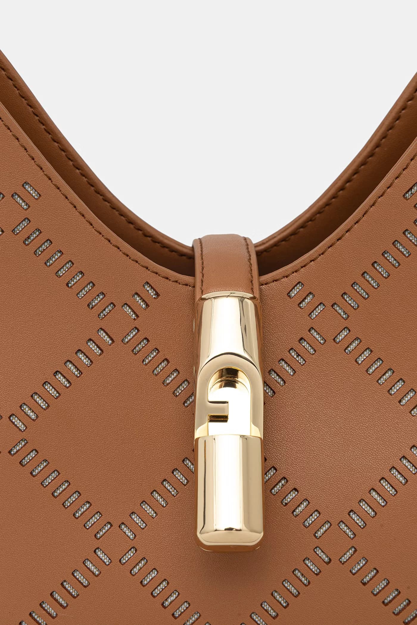 Женская кожаная сумка Goccia S Hobo - фото 4