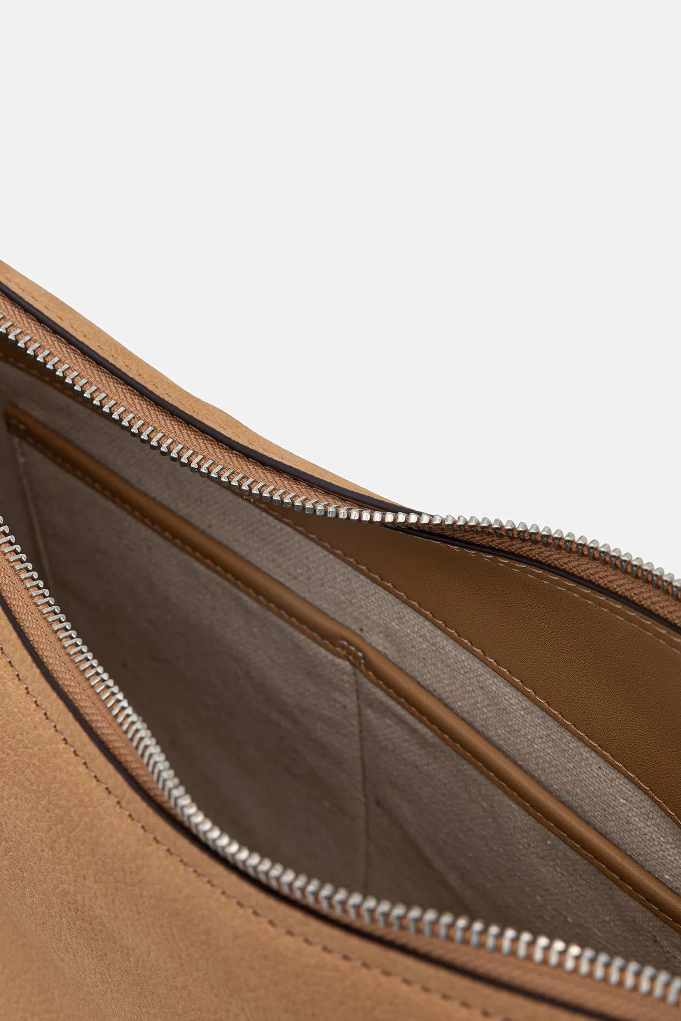 Сумочка из нубука - фото 4