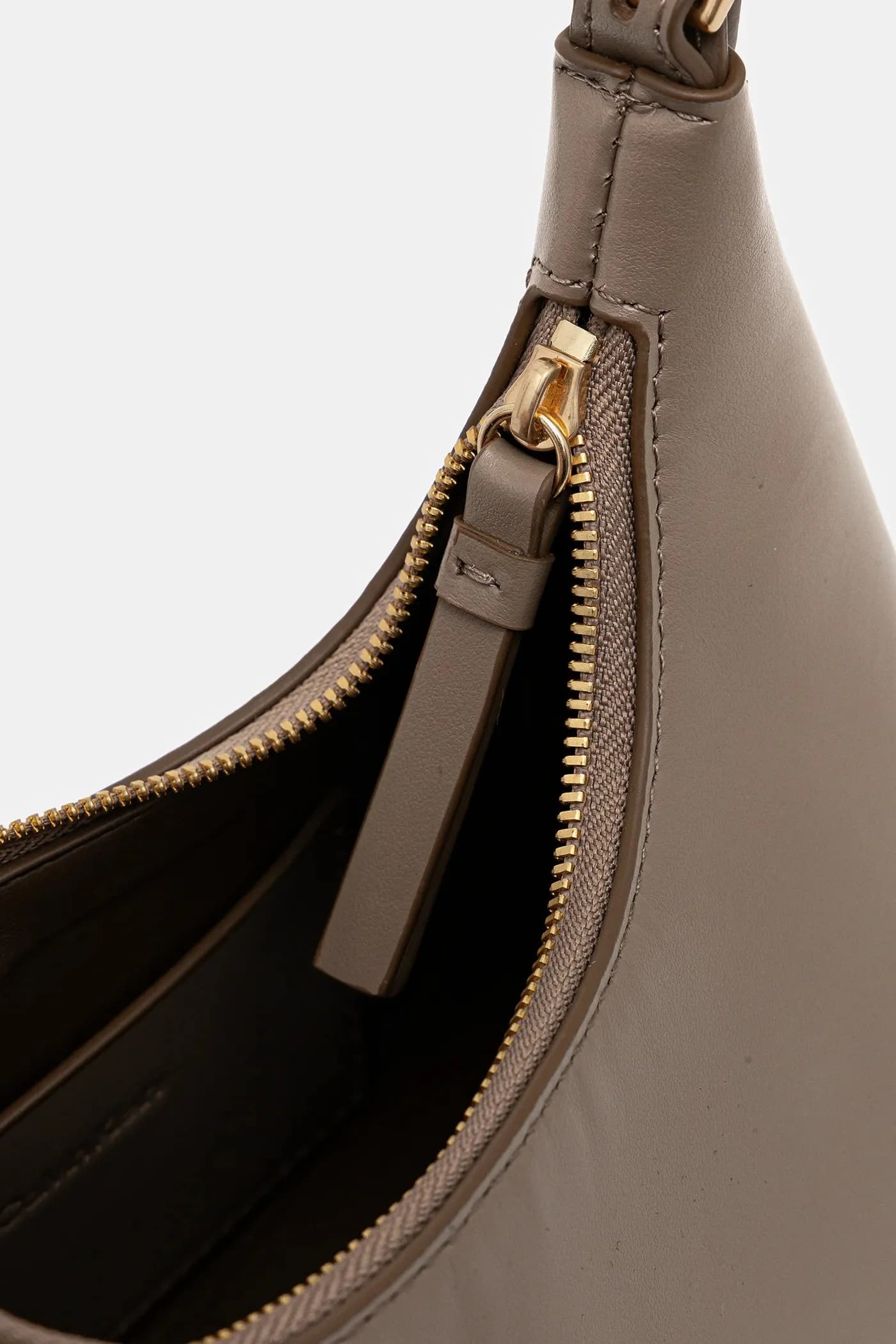 Кожаная сумочка - фото 7