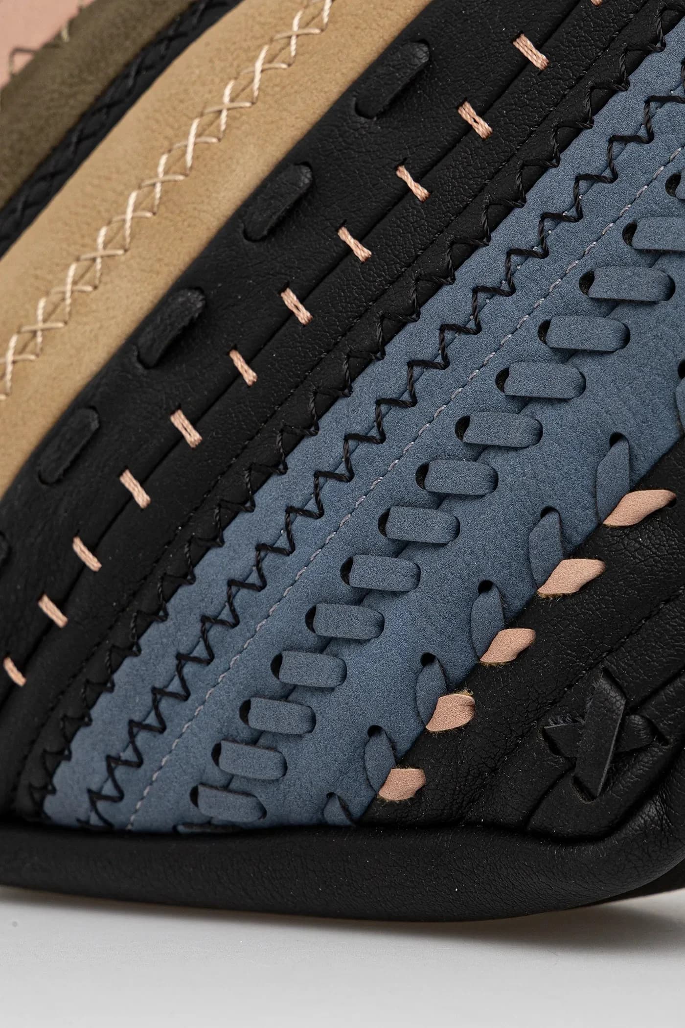 Сумка QUEBEC WHIPSTITCH PAT - фото 4