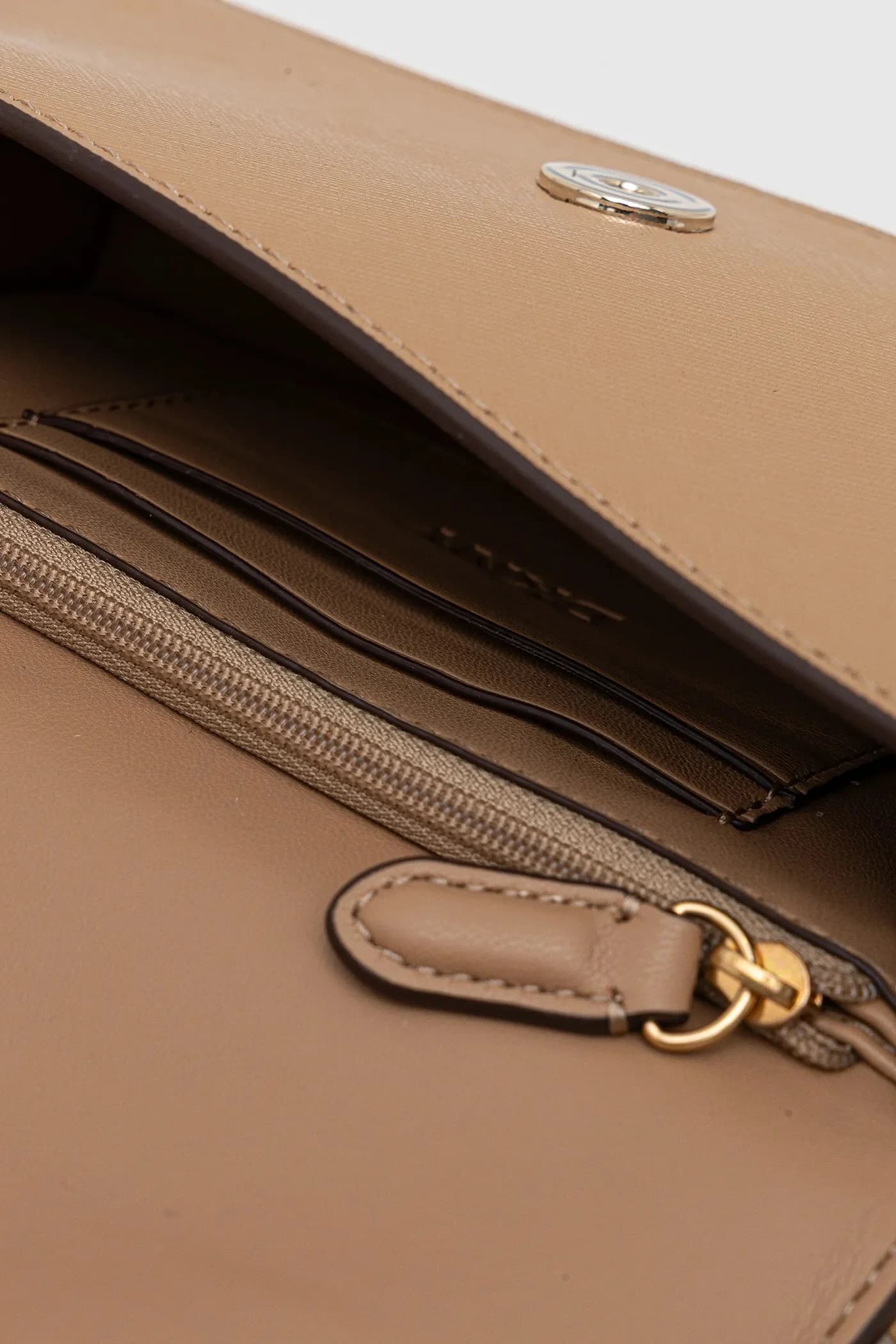 Кожаная сумочка - фото 5