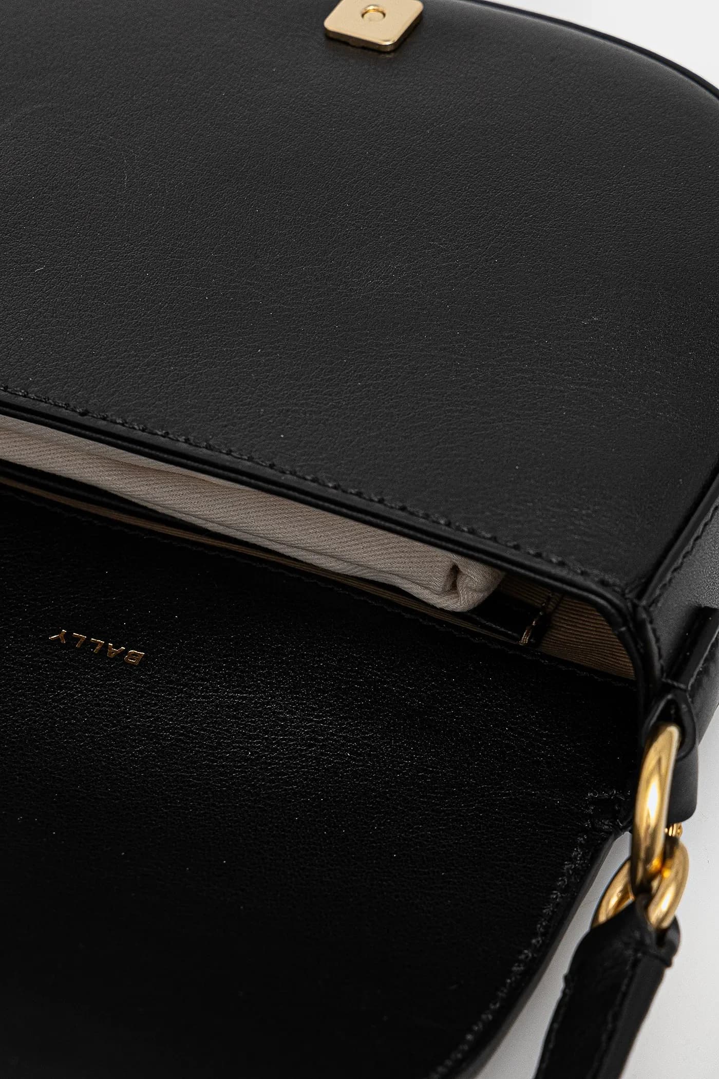 Кожаная сумочка - фото 5