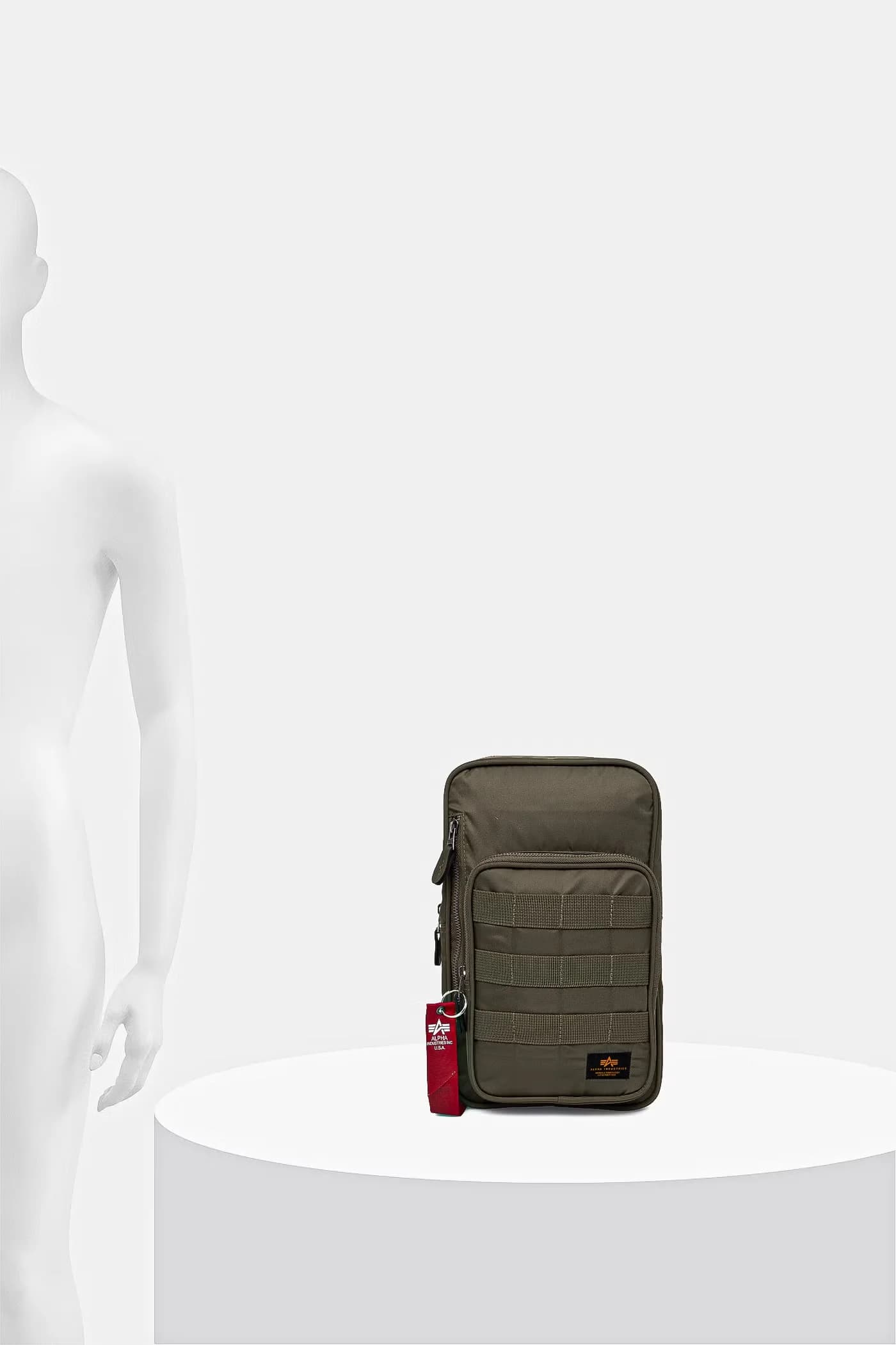 Сумка-слинг с этикеткой - фото 6