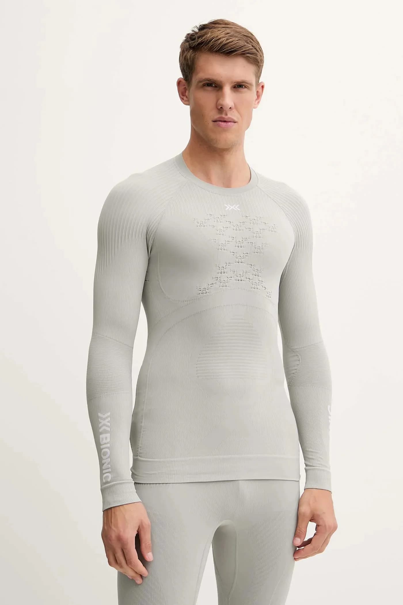 Функциональный аккумулятор энергии 4.0 с длинным рукавом