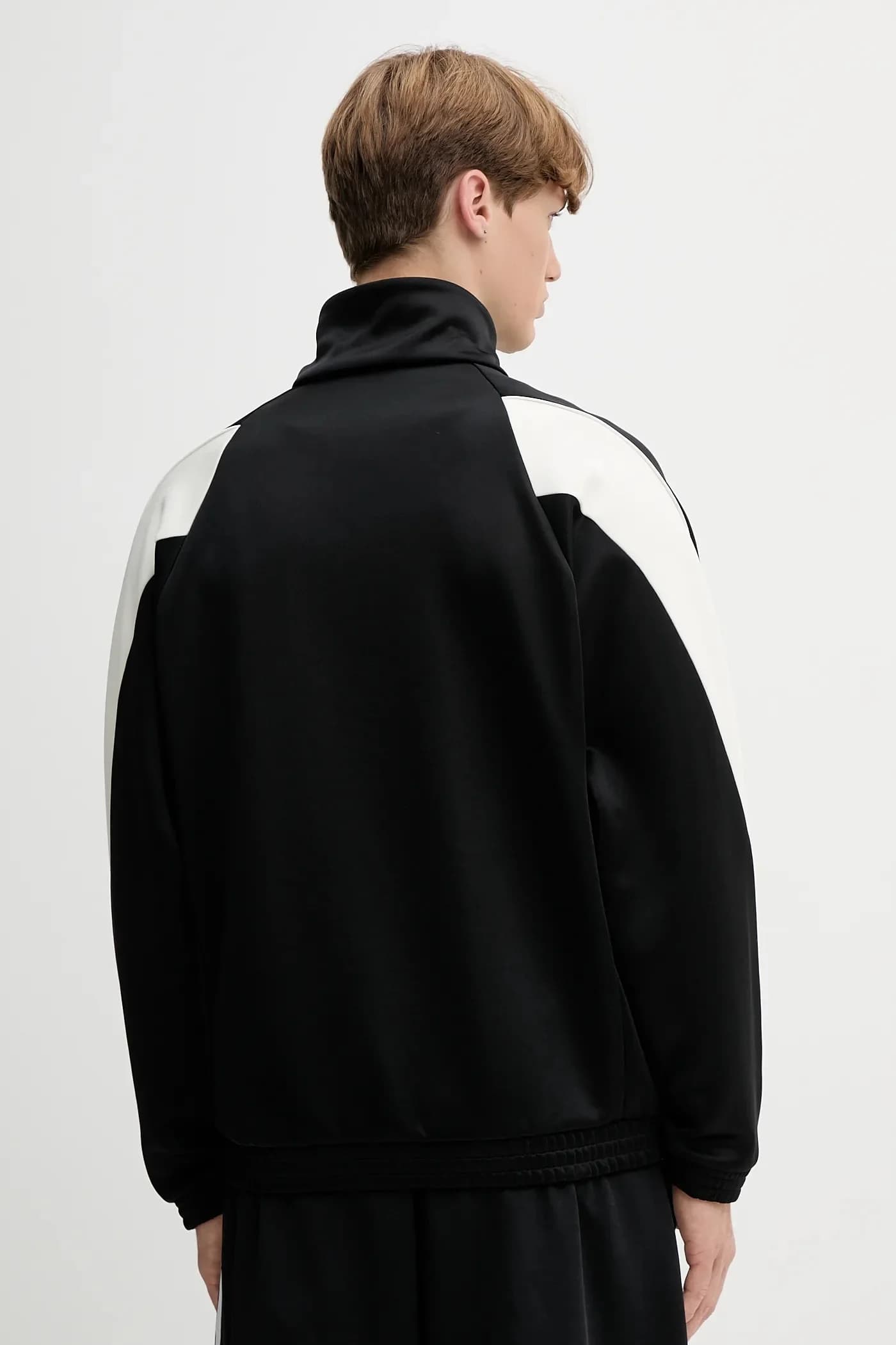 Толстовка стадиона - фото 3