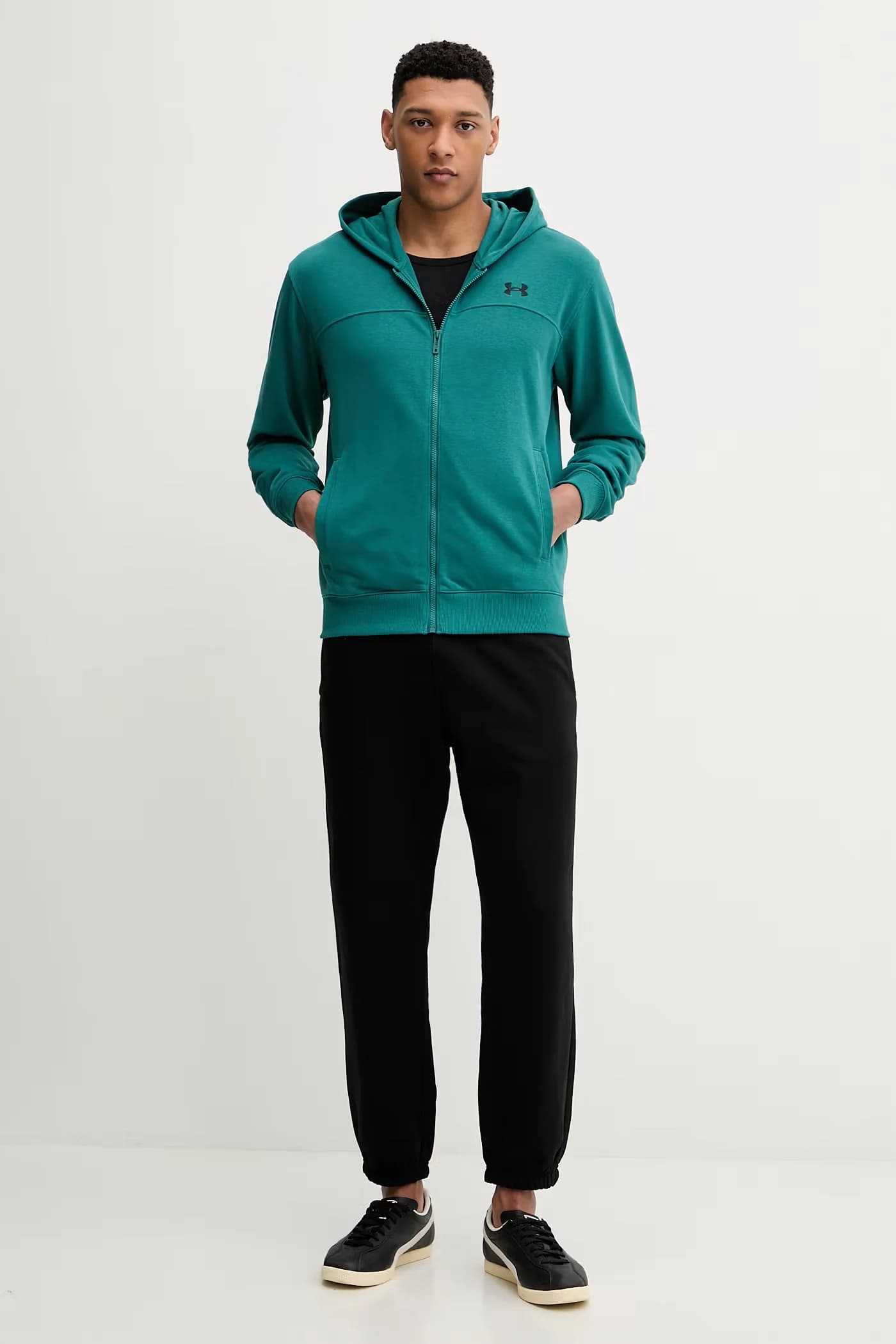 Толстовка соперника - фото 2