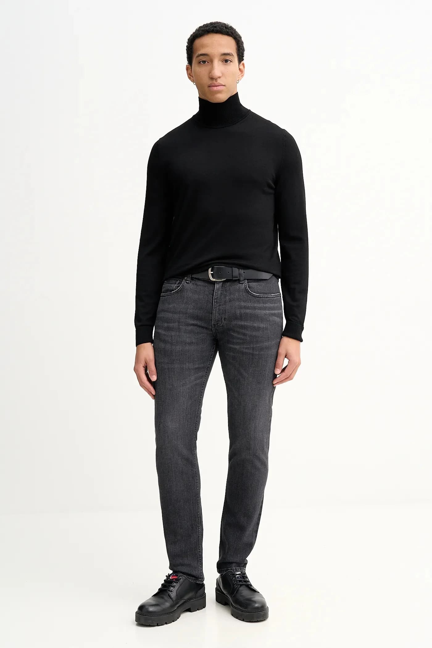 Джинсы - фото 2