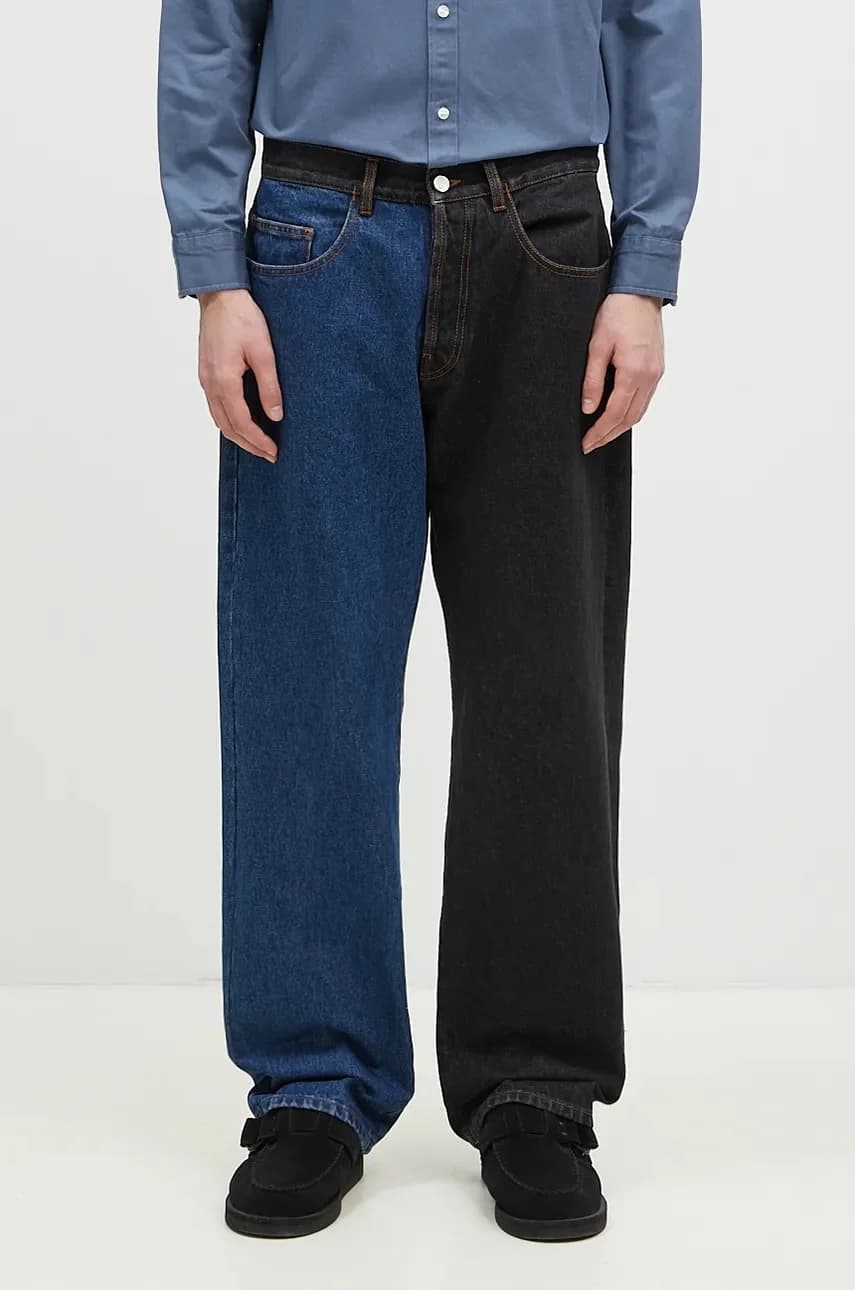 Джинсы с университетскими баттенками