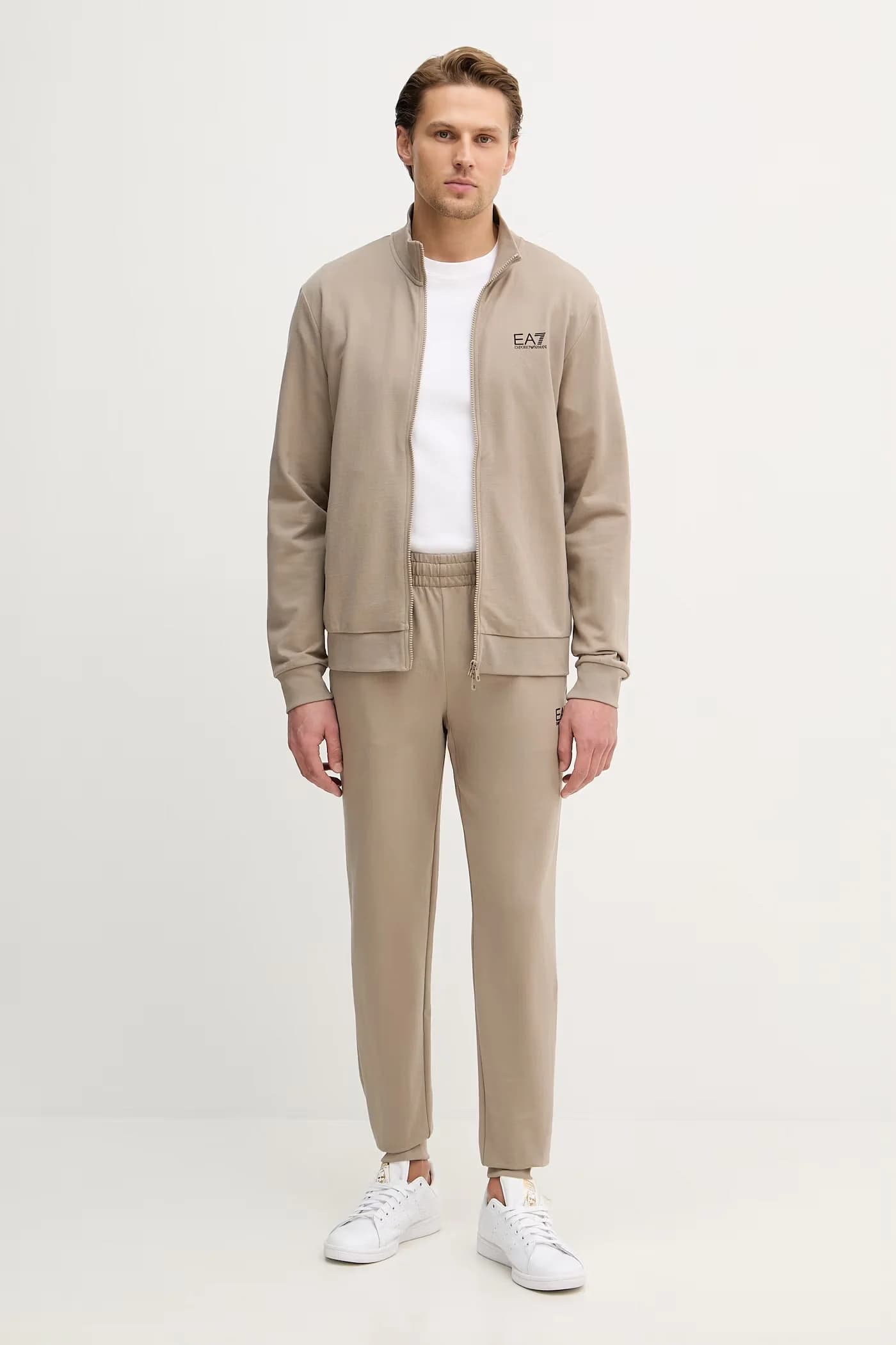 Хлопковый спортивный костюм