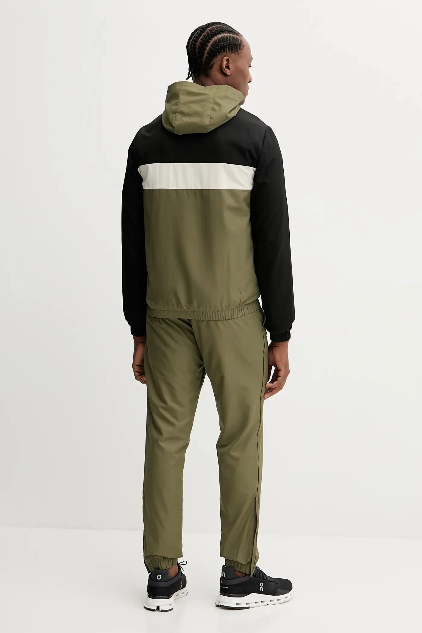 Спортивный костюм - фото 4