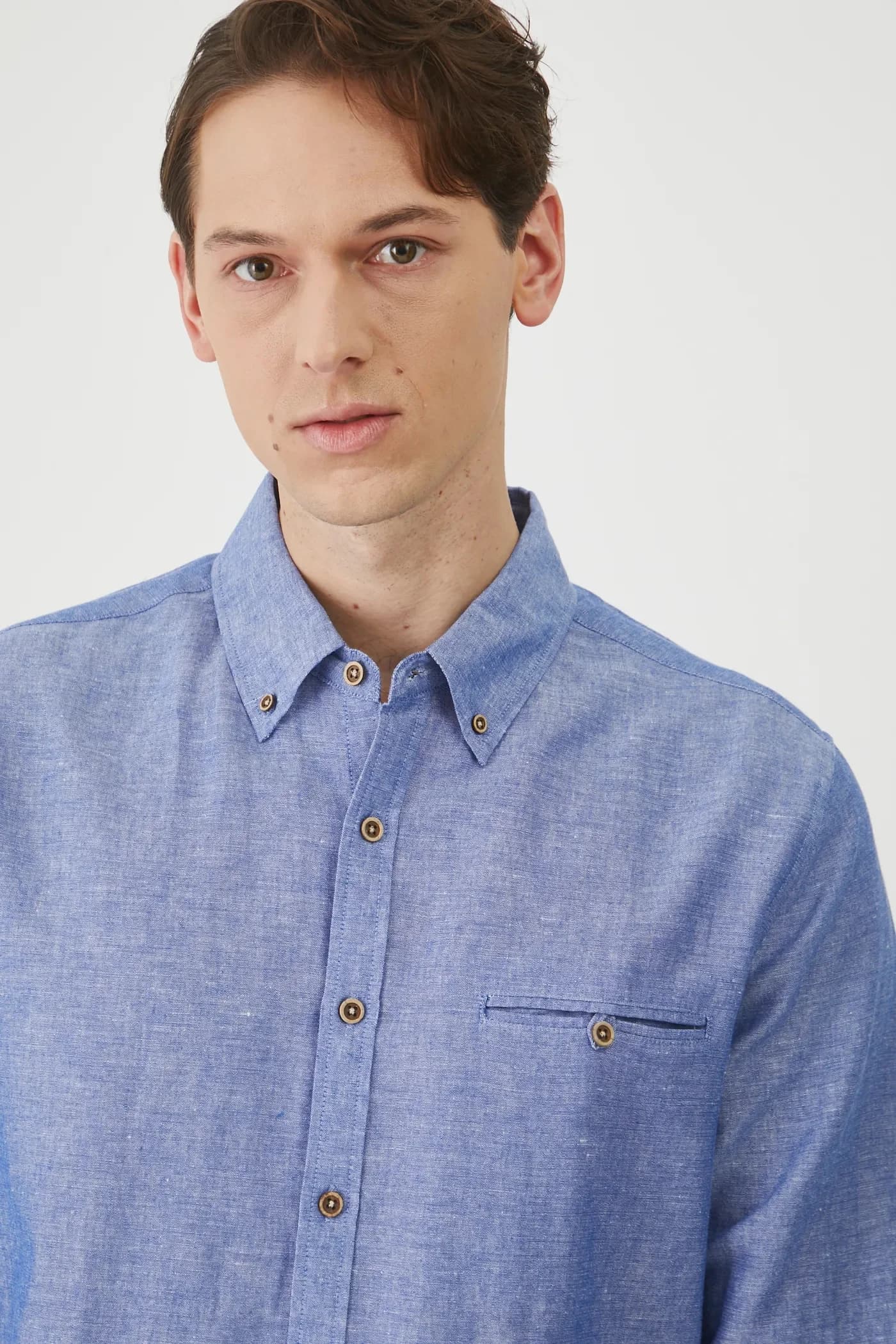 Льняная рубашка