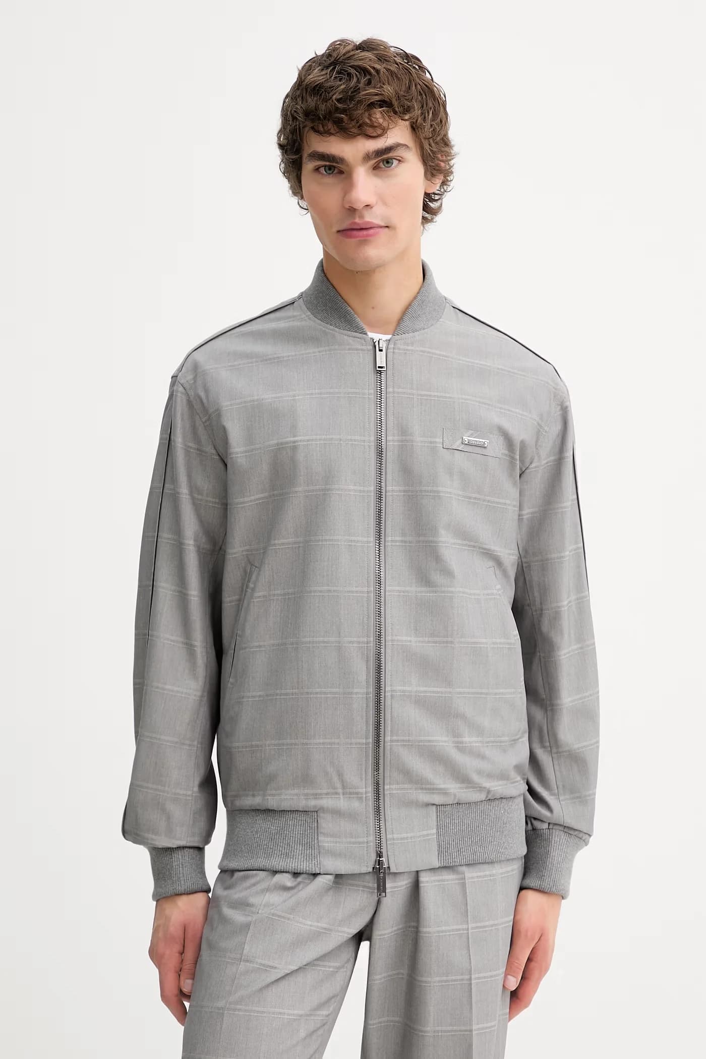 Куртка-бомбер