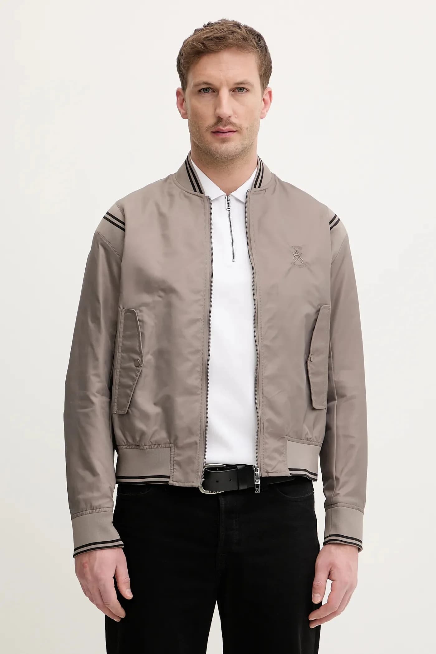 Куртка-бомбер