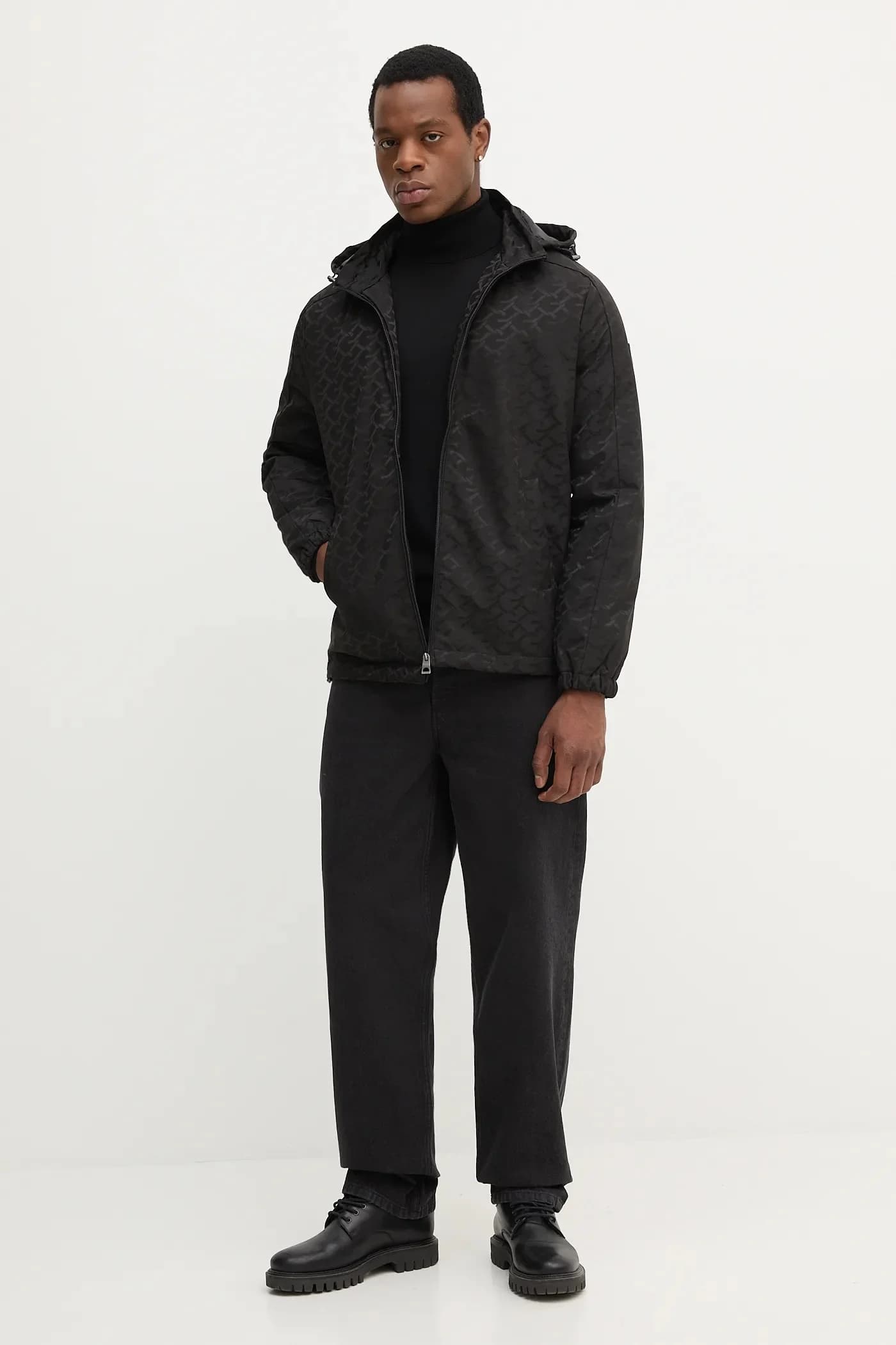 Куртка - фото 2