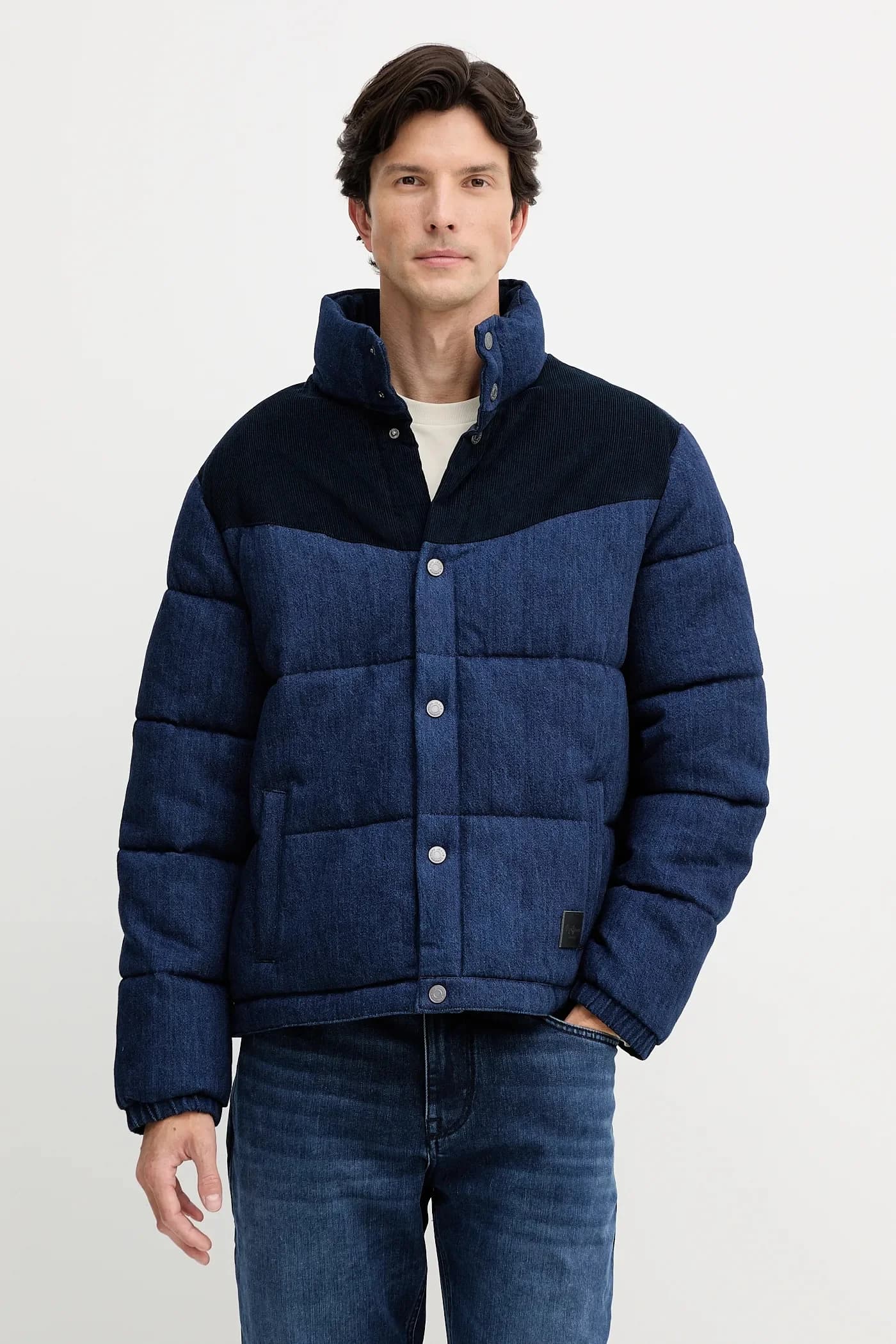 Джинсовая куртка