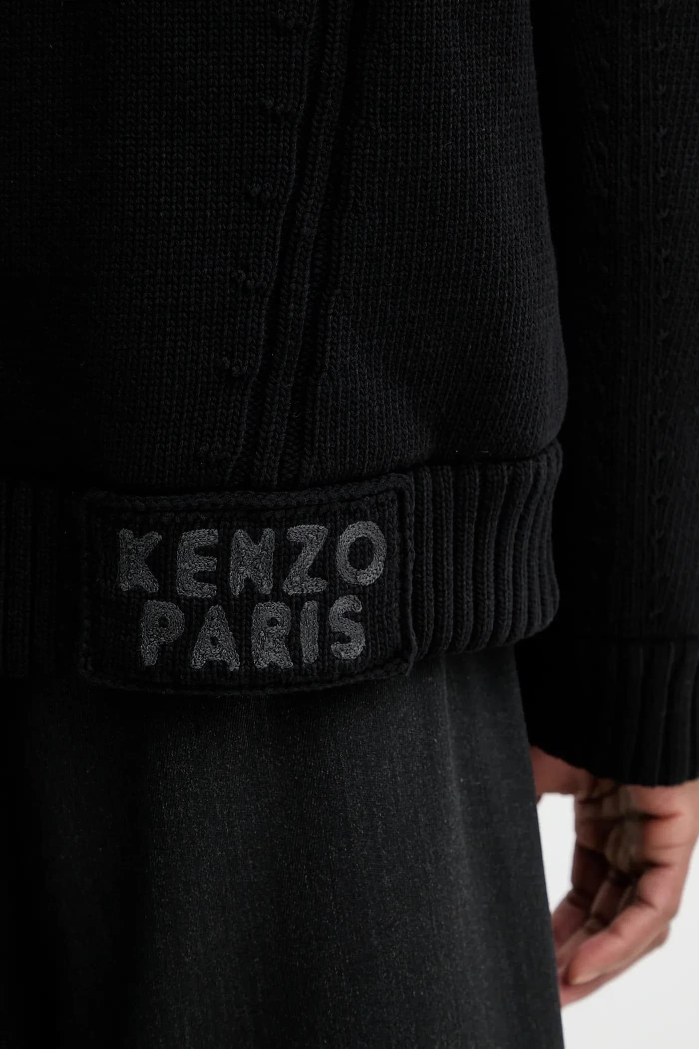 Вязаный пуховик - фото 7