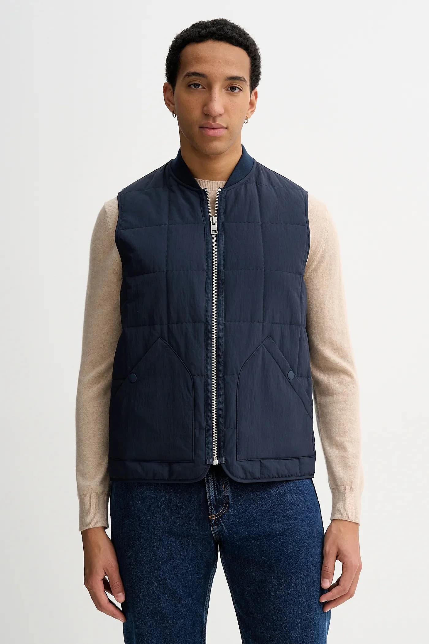 Без рукавов