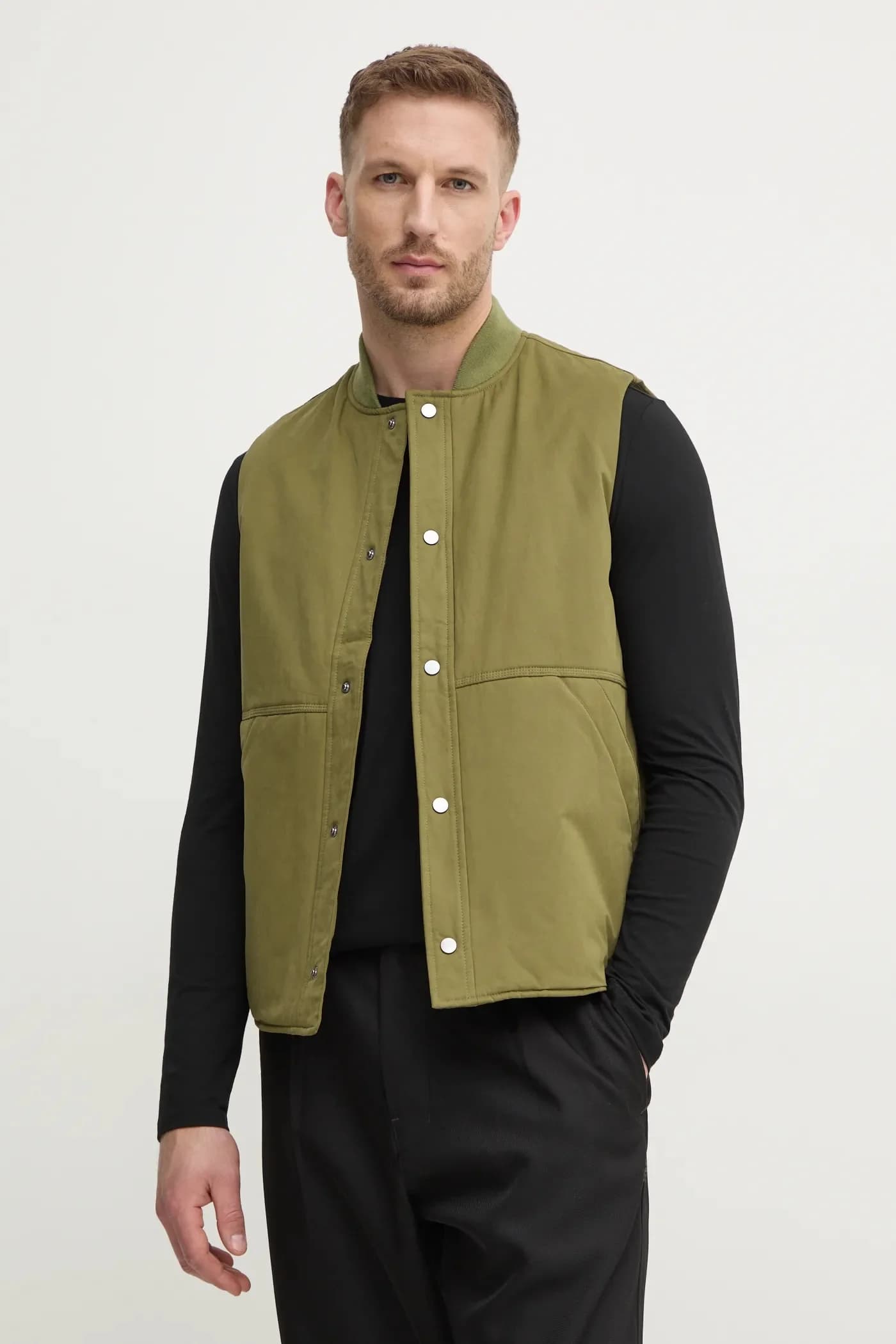 Без рукавов