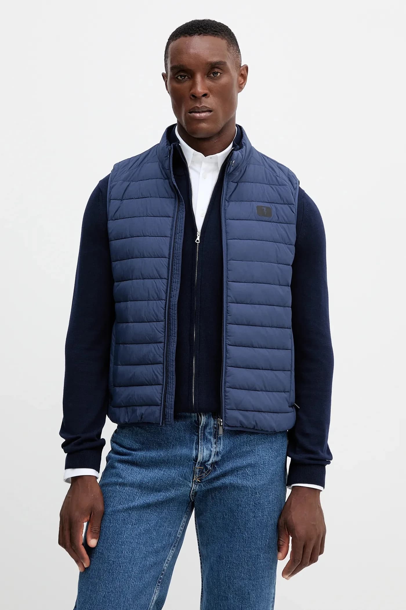 Без рукавов