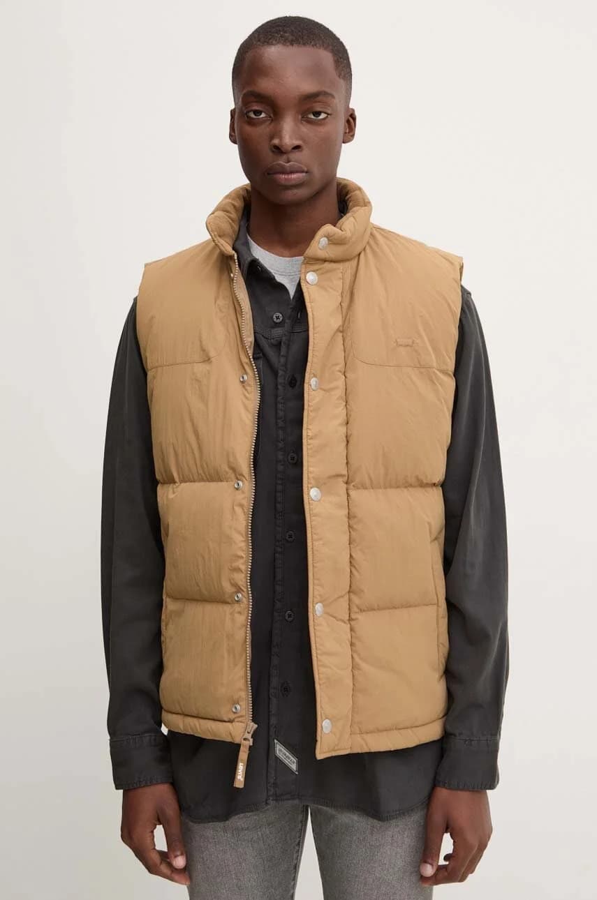 Пуховой жилет