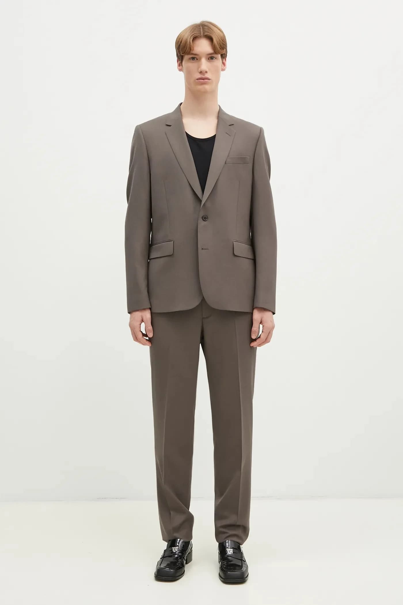 Шерстяной костюм