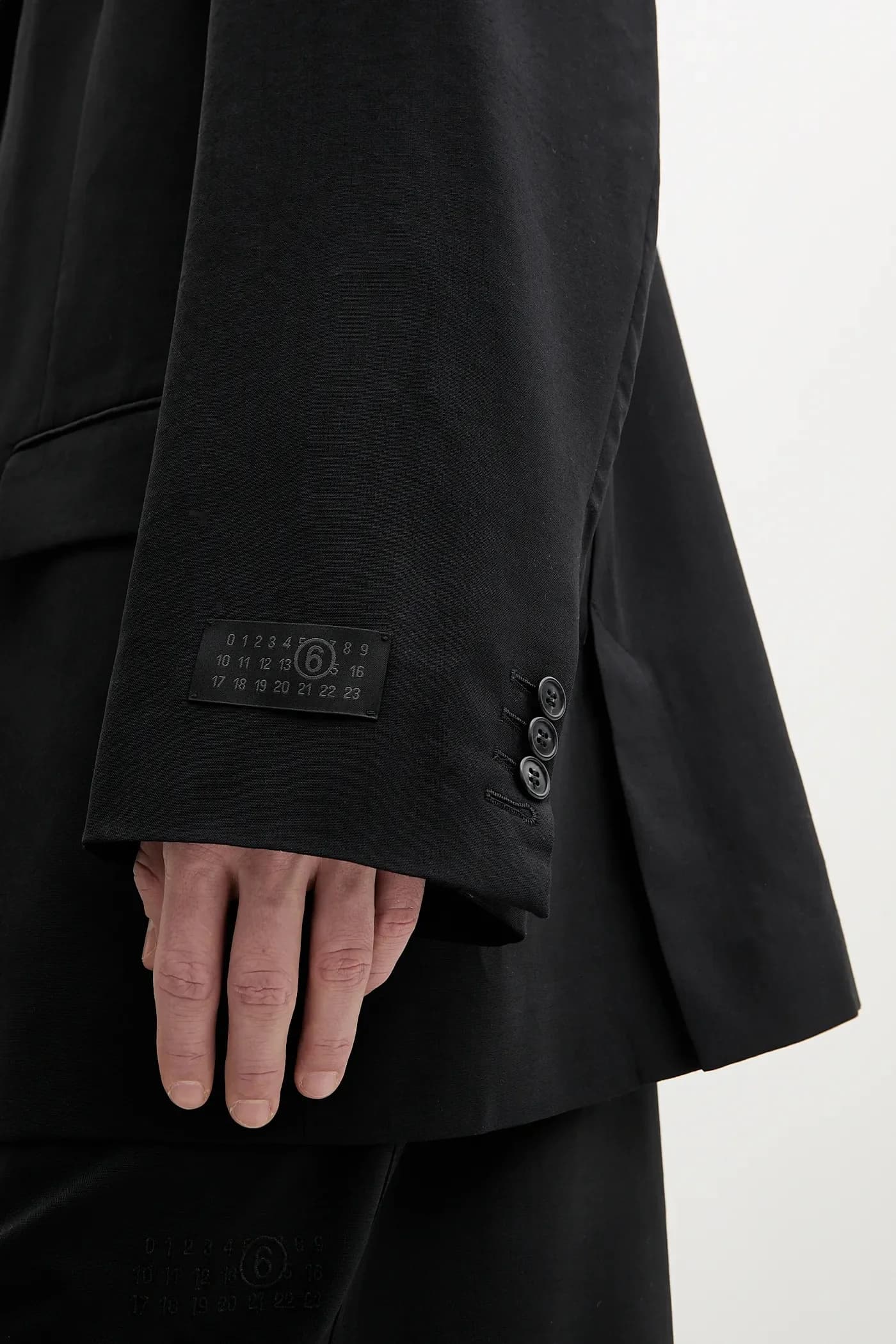 Шерстяная куртка - фото 8