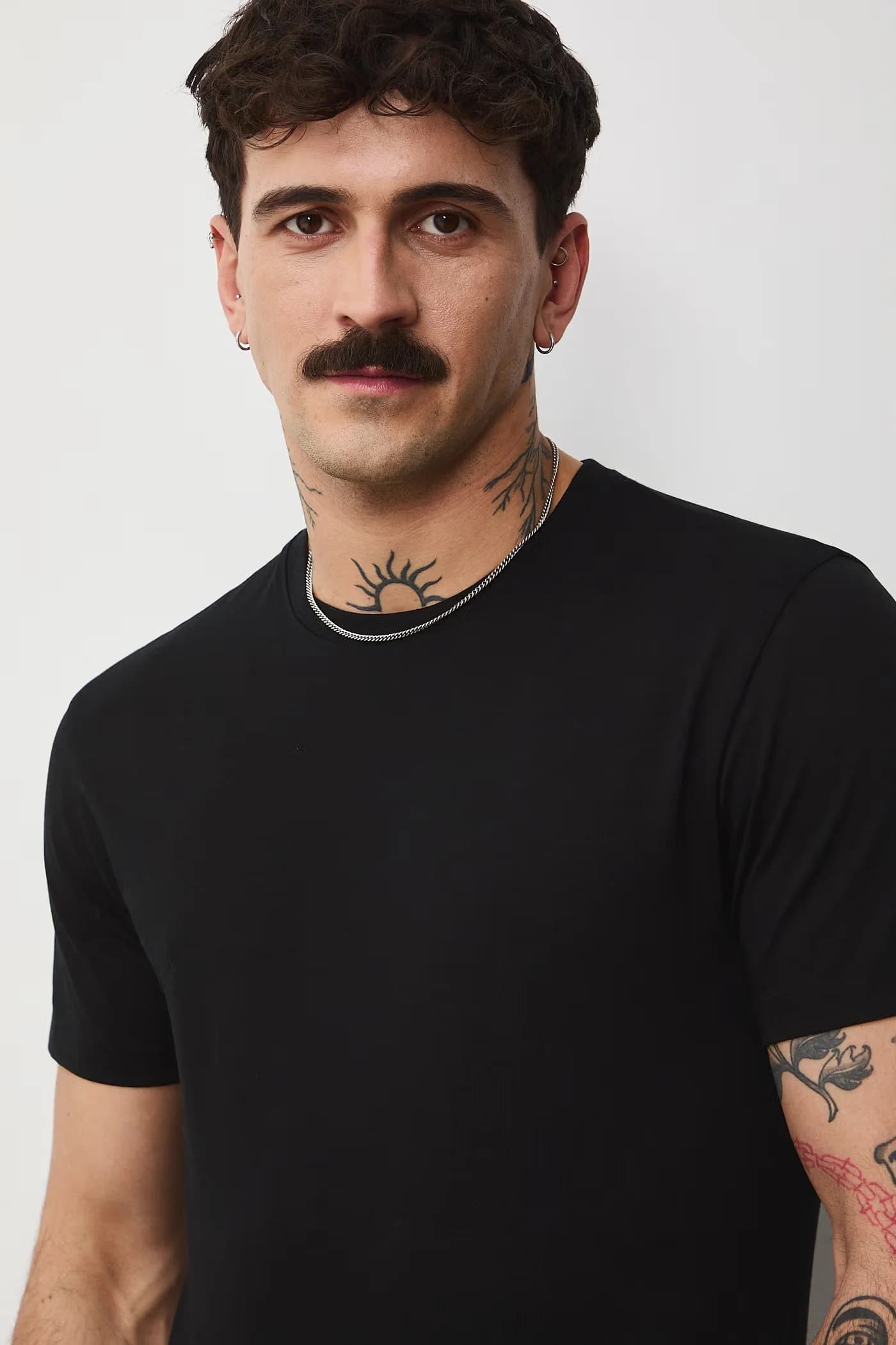 Мужская футболка из хлопка с эластаном - фото 4