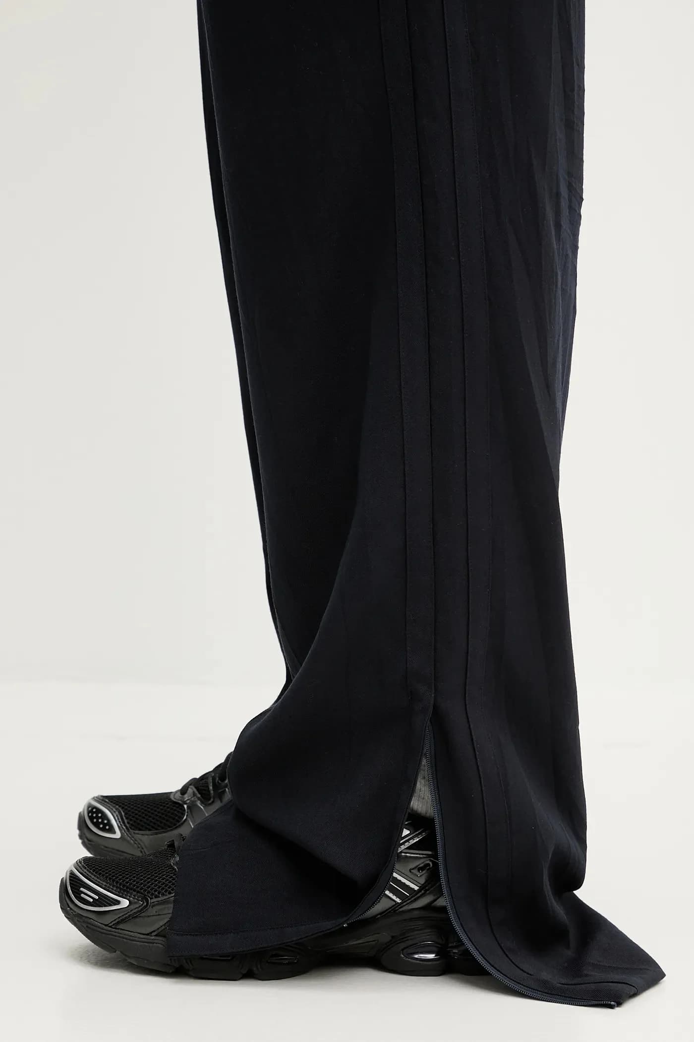 Костюмные брюки из смесовой шерсти - фото 5