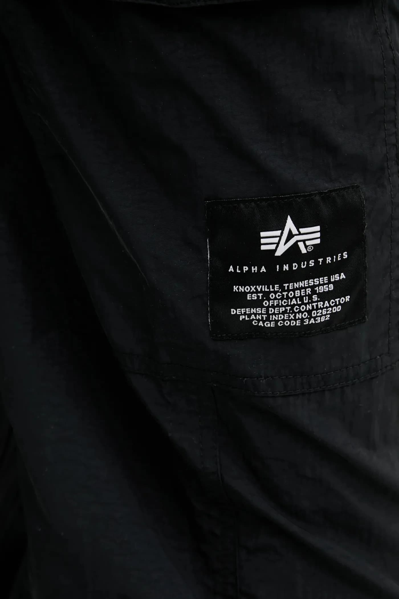 Нейлоновые брюки-карго - фото 4